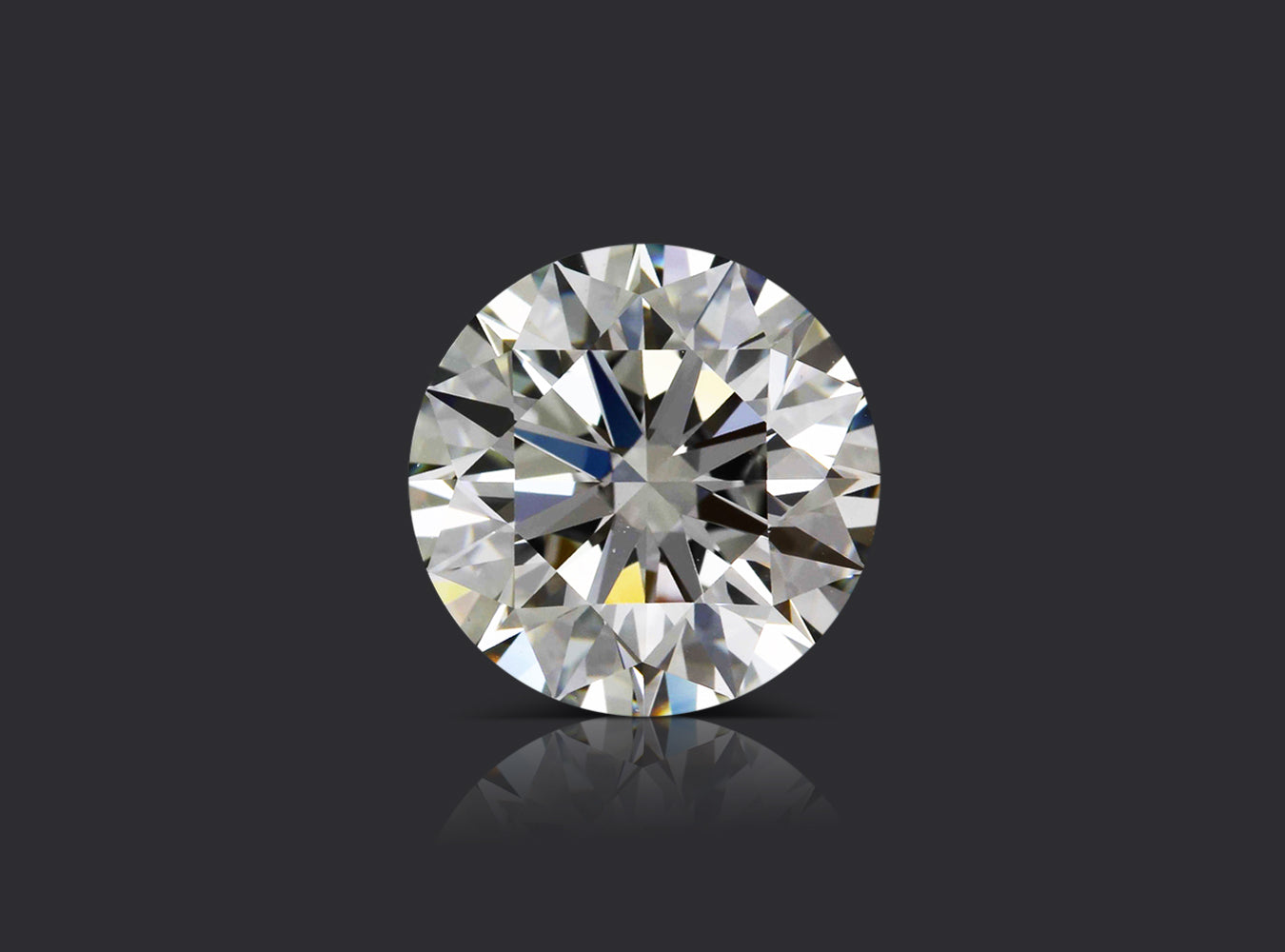 4.51 ct. Round Brilliant Diamond D VVS2 EX None GIA