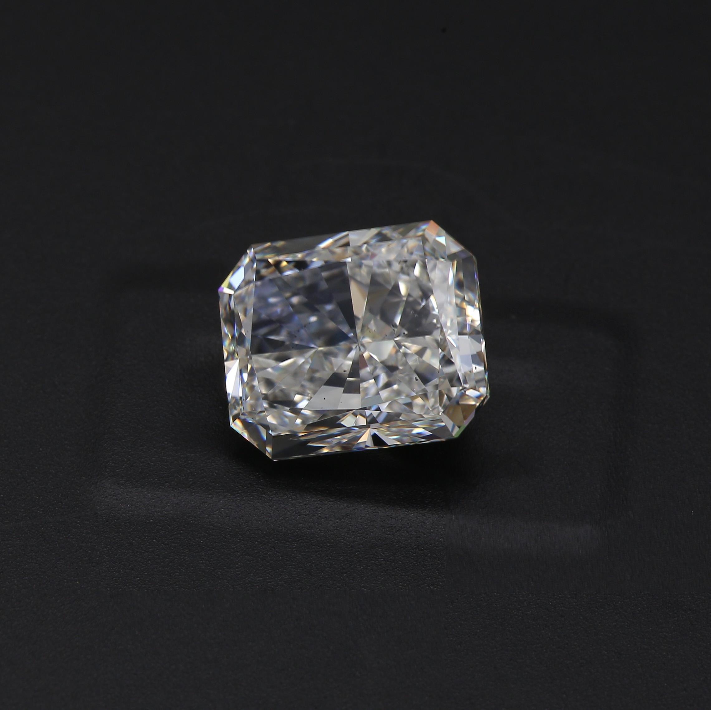 3.01 ct. Radiant Diamond H SI1 Faint GIA
