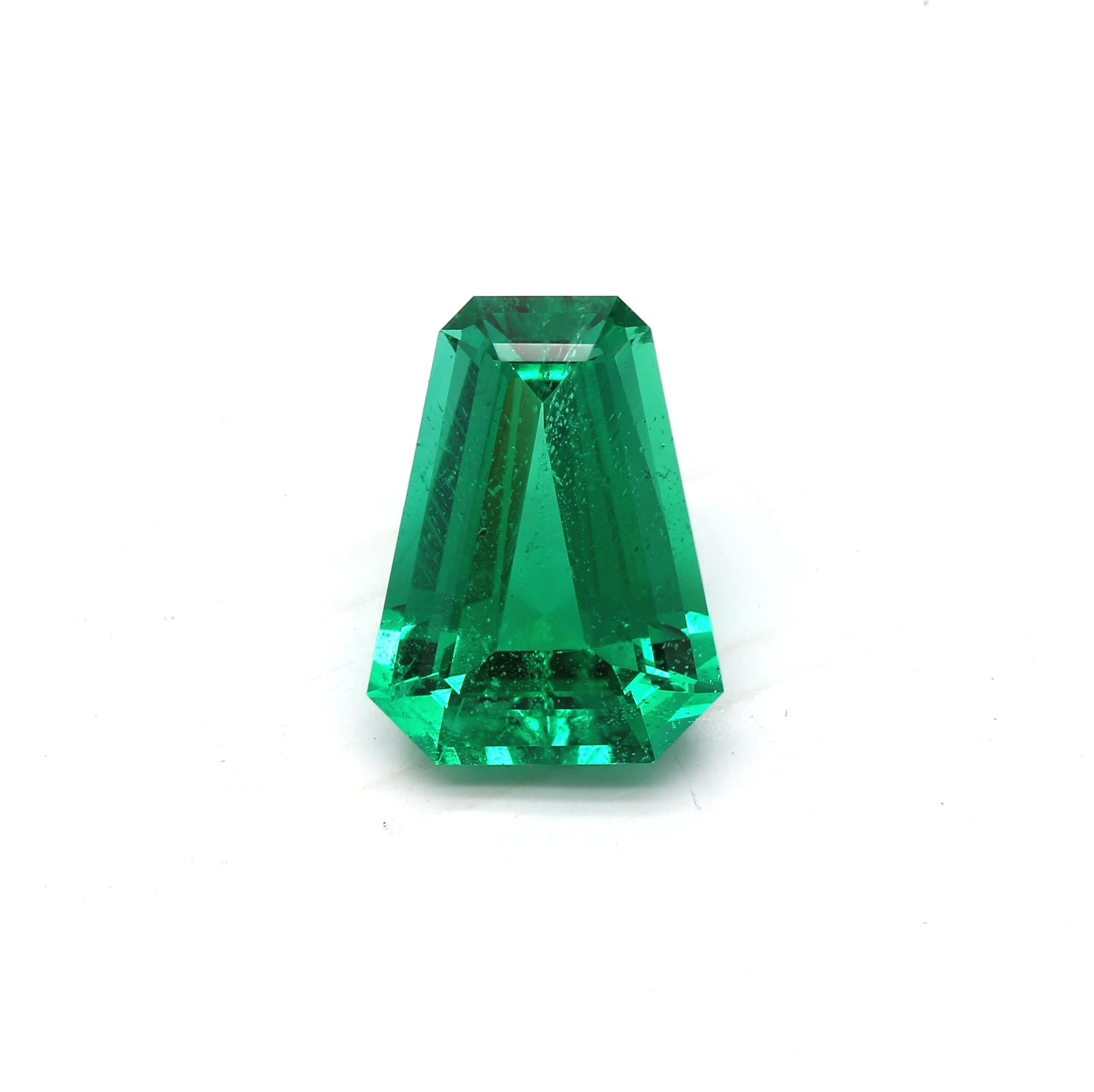 2.68 ct. Emerald AGL Minor