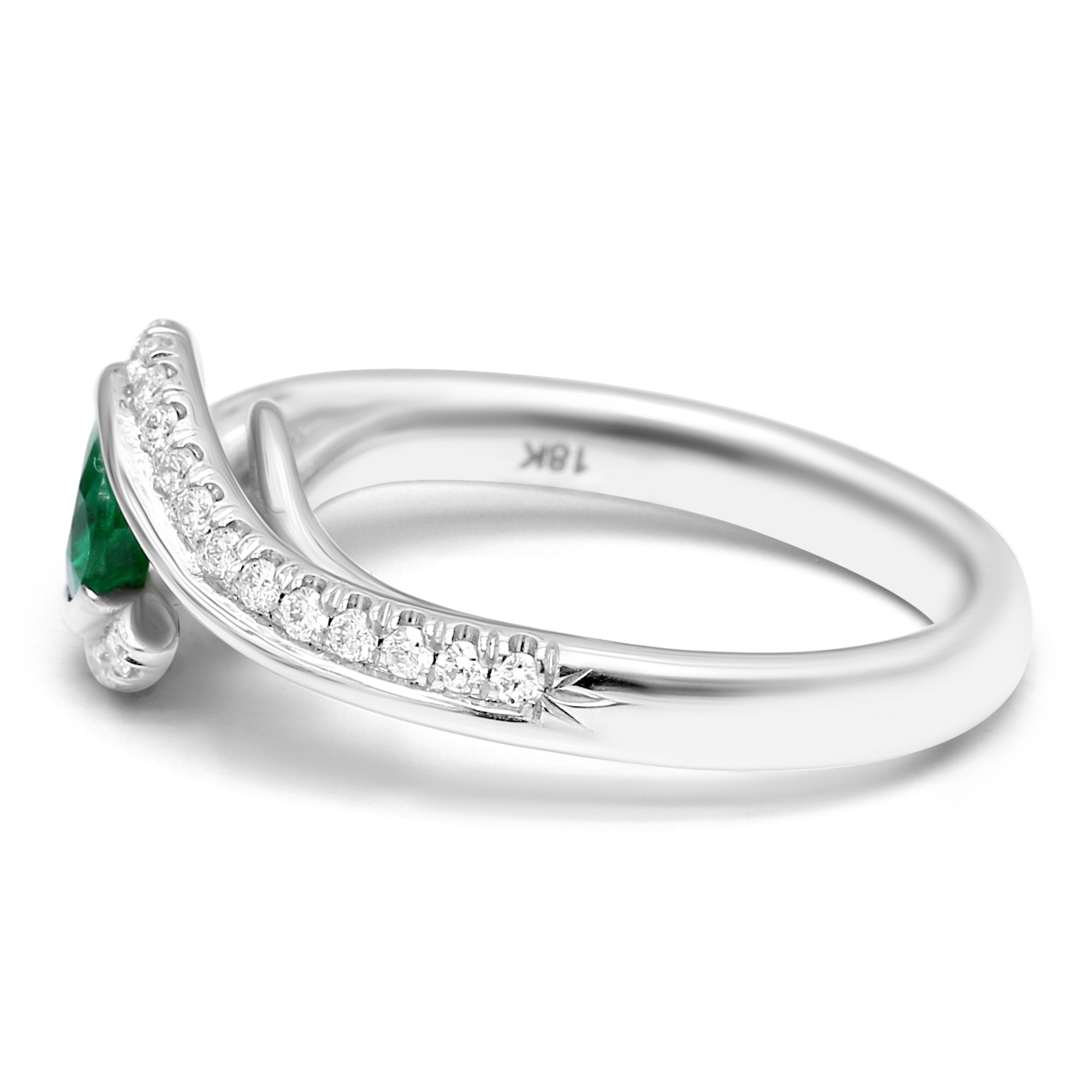 Emerald Oval "Eye" Ring - 1.03ct TW