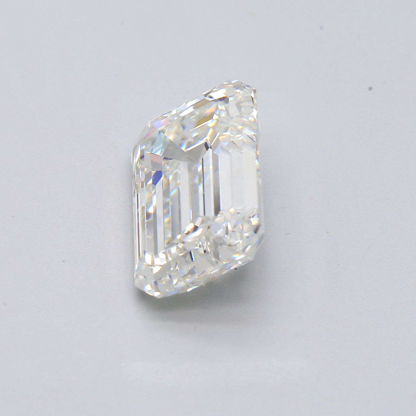 4.01 ct. Diamond H VS2 None GIA