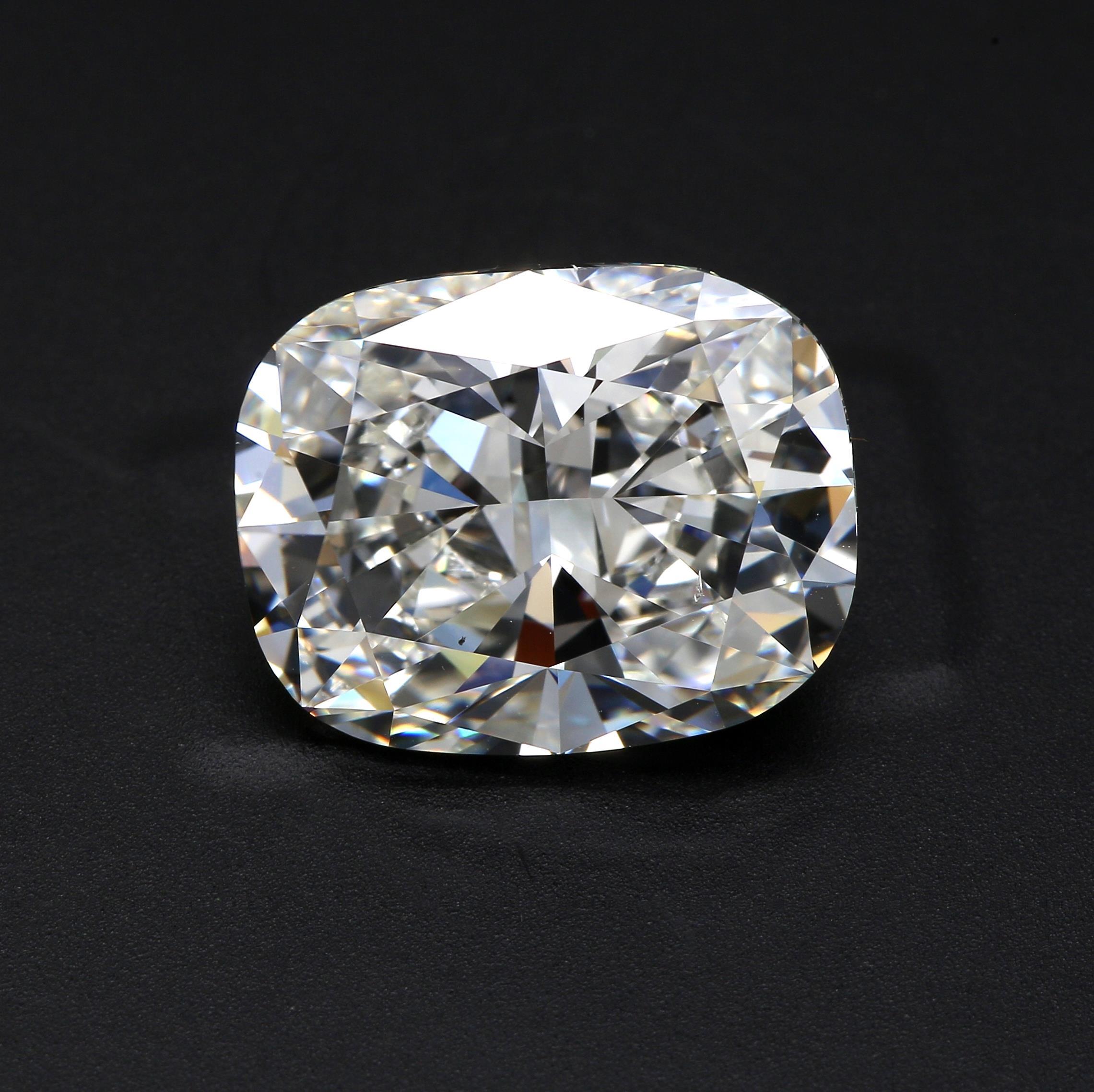 7.05 ct. Cushion Brilliant Diamond G VS2 Faint GIA