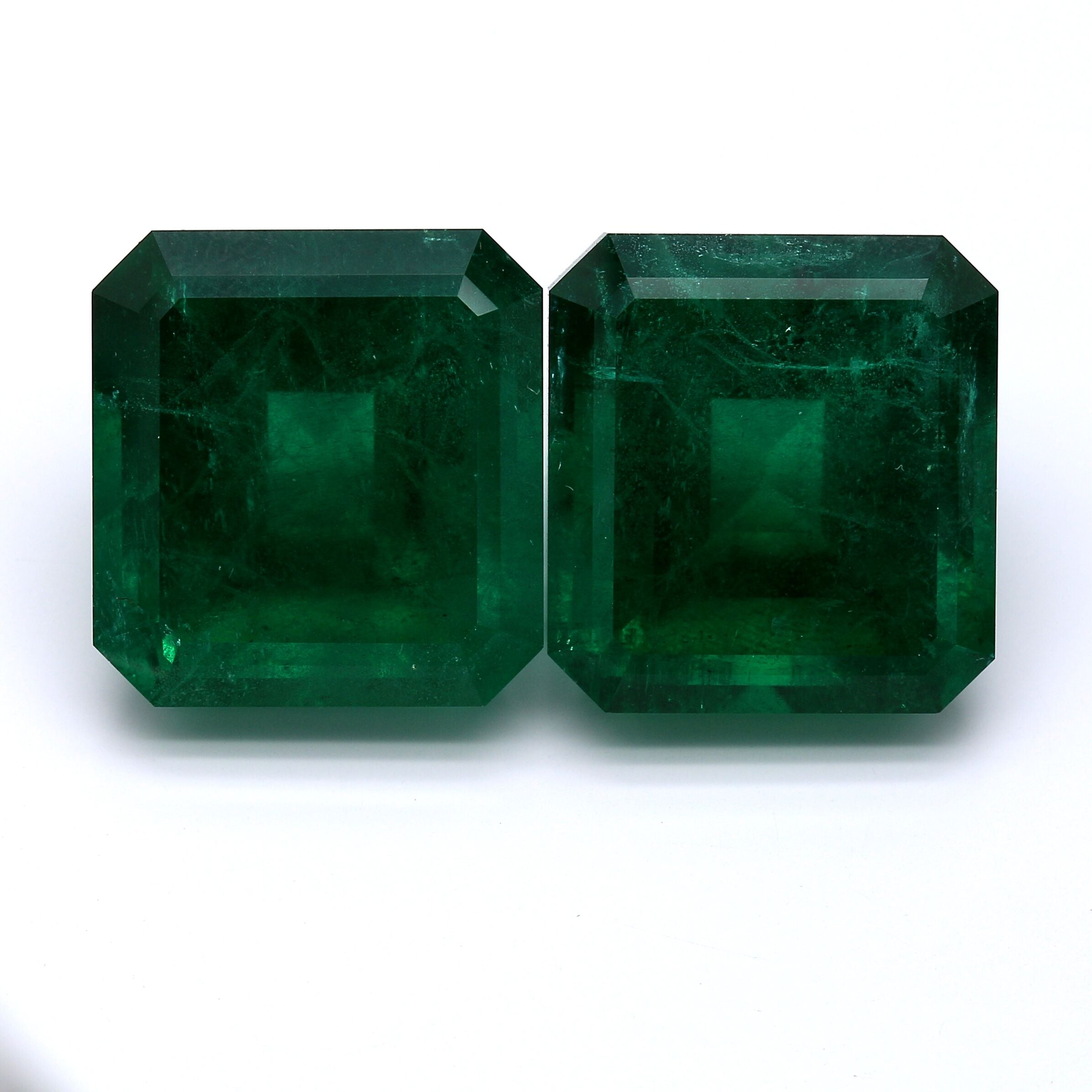 12.78 ct. Emerald AGL Minor