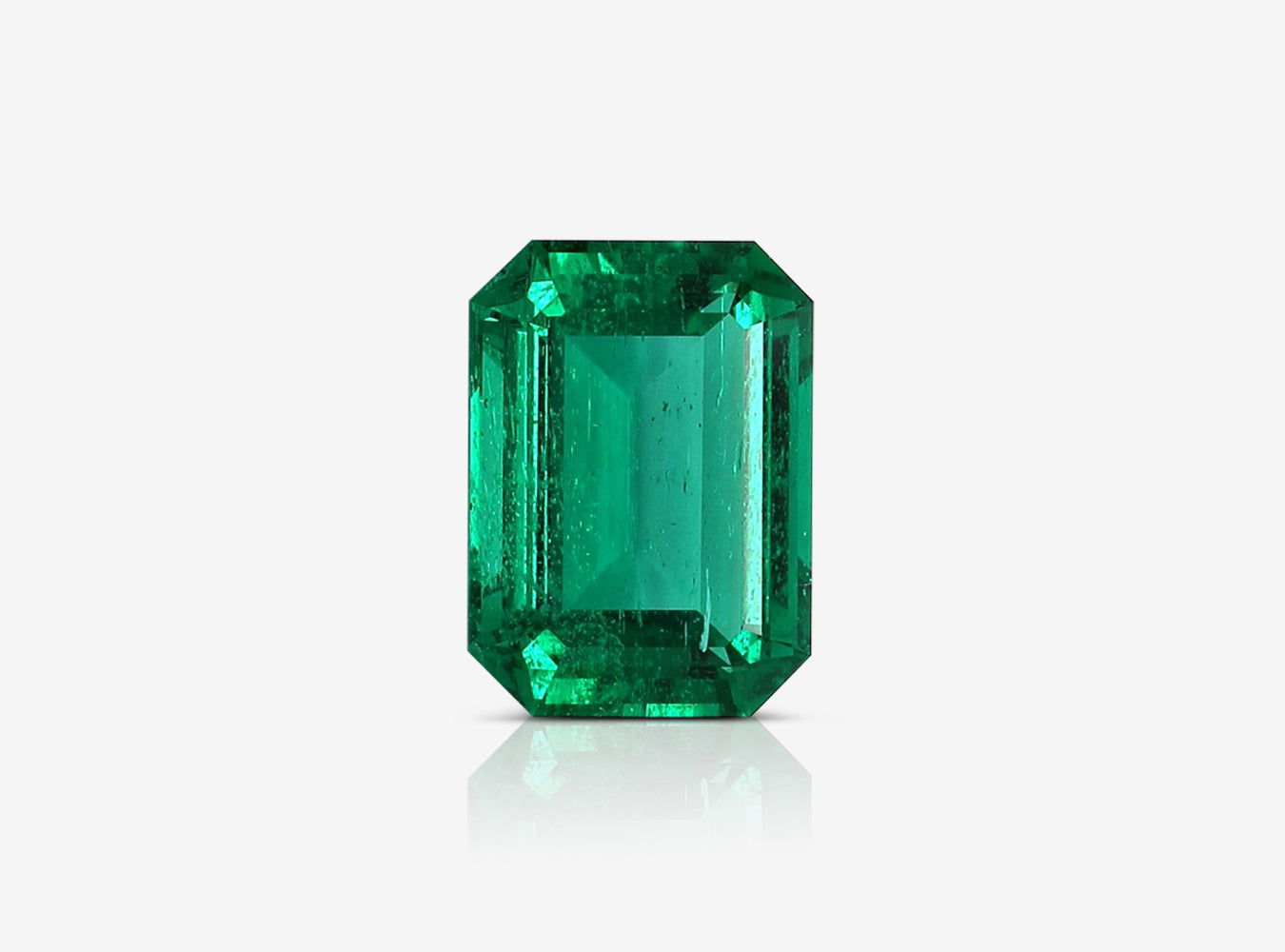 4.93 ct. Emerald AGL Minor