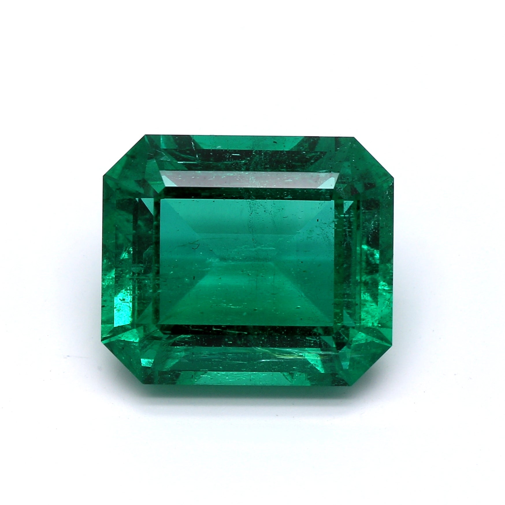 5.19 ct. Emerald AGL Minor