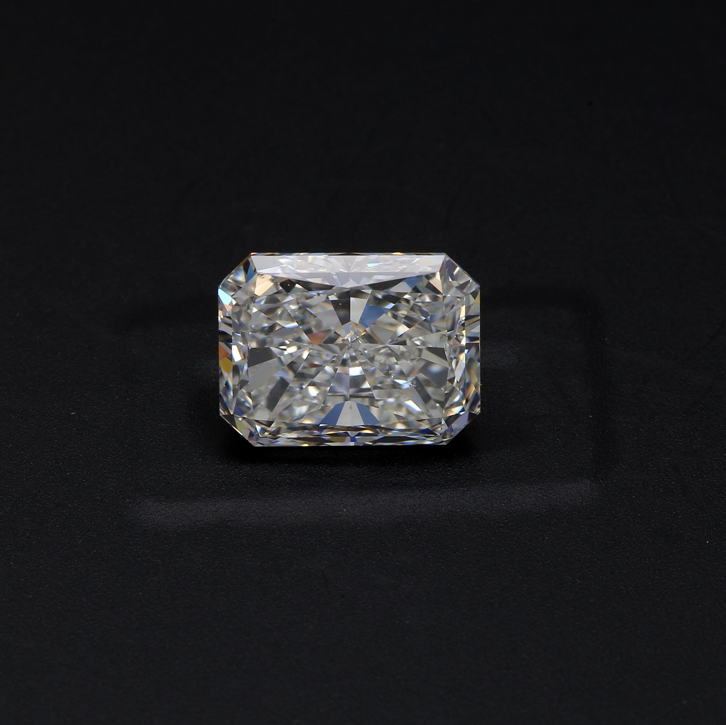 3.01 ct. Radiant Diamond G SI1 Faint GIA