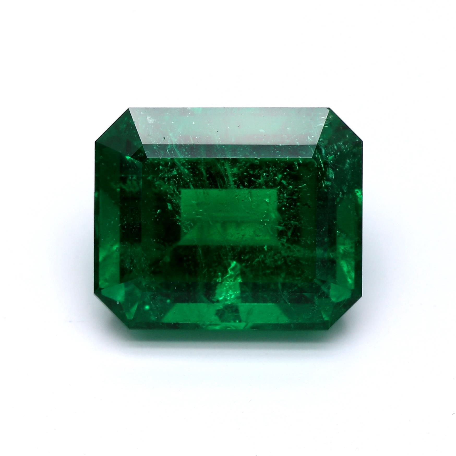 5.69 ct. Emerald AGL Minor