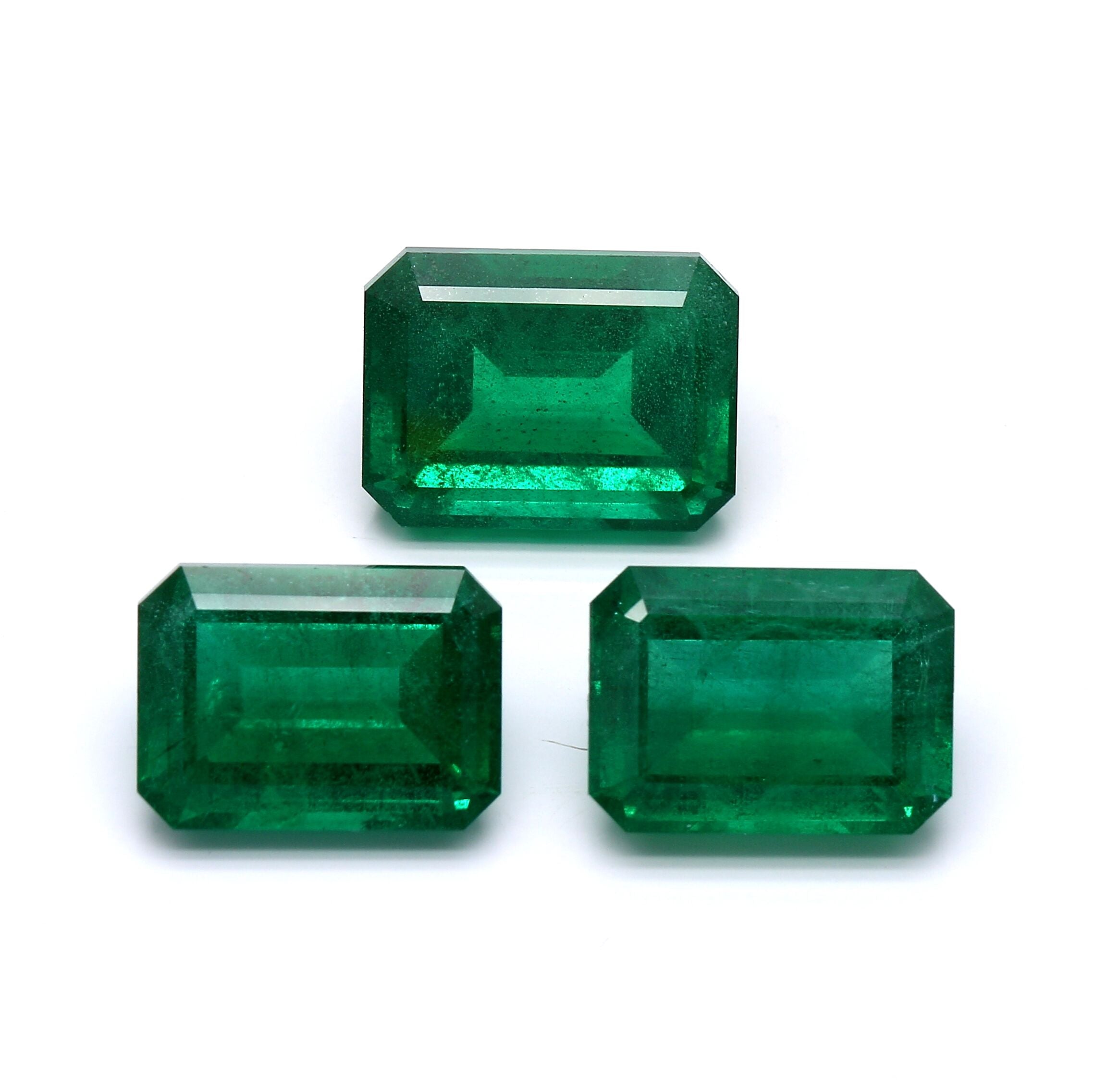 8.41 ct. Emerald GRS Insignificant