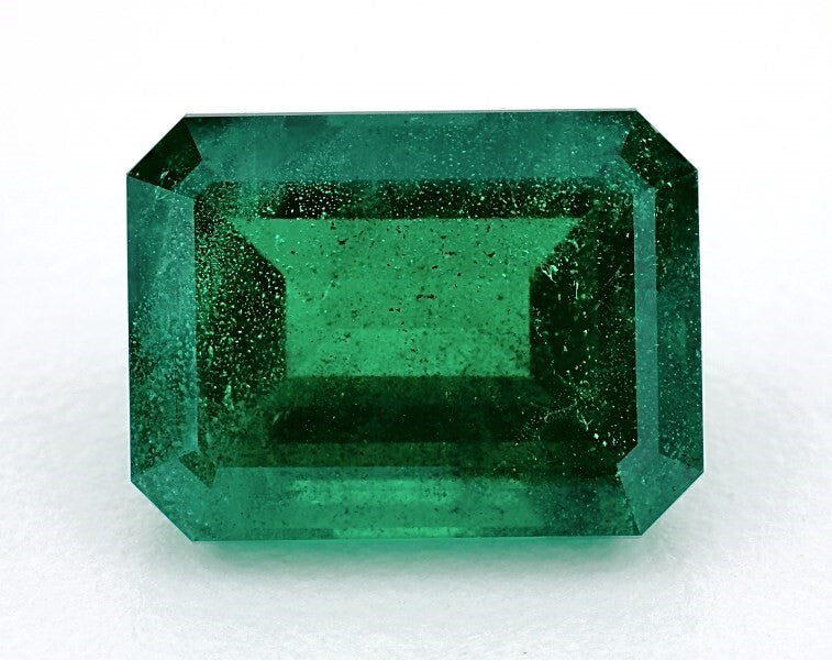 8.41 ct. Emerald GRS Insignificant