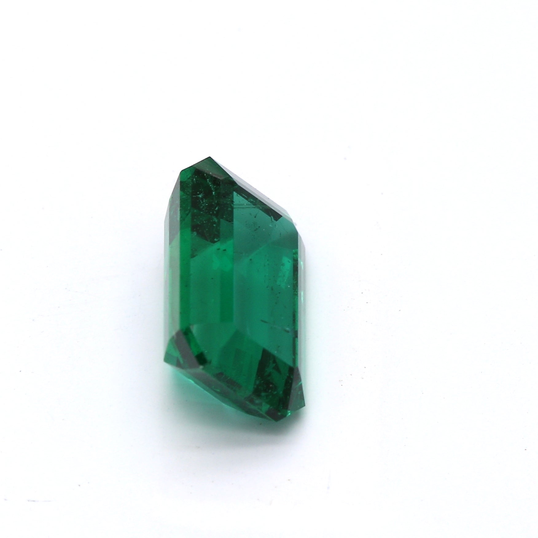 2 ct. Emerald GRS Insignificant