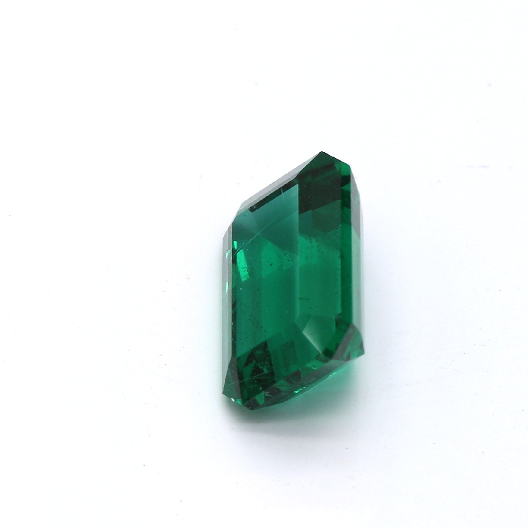 2 ct. Emerald GRS Insignificant