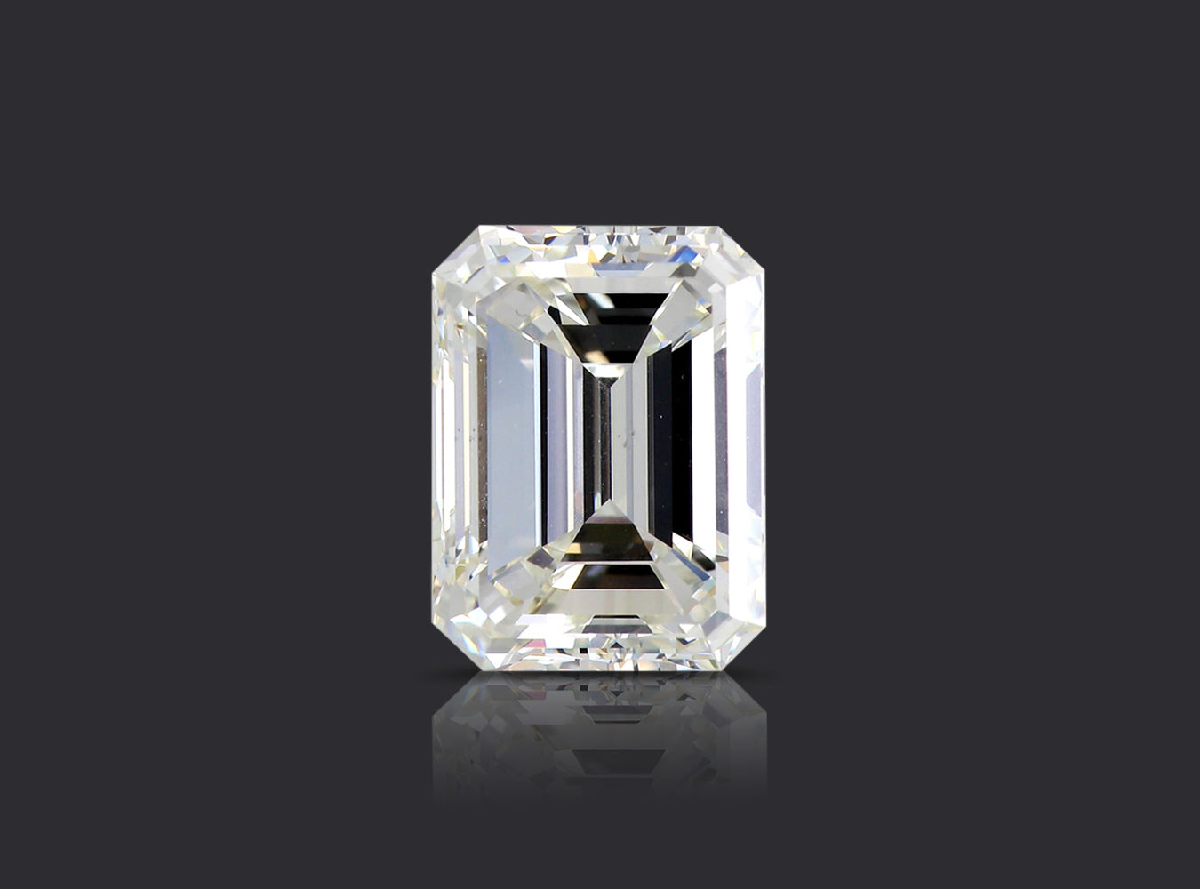 5.40 ct. Diamond I VS2 None GIA