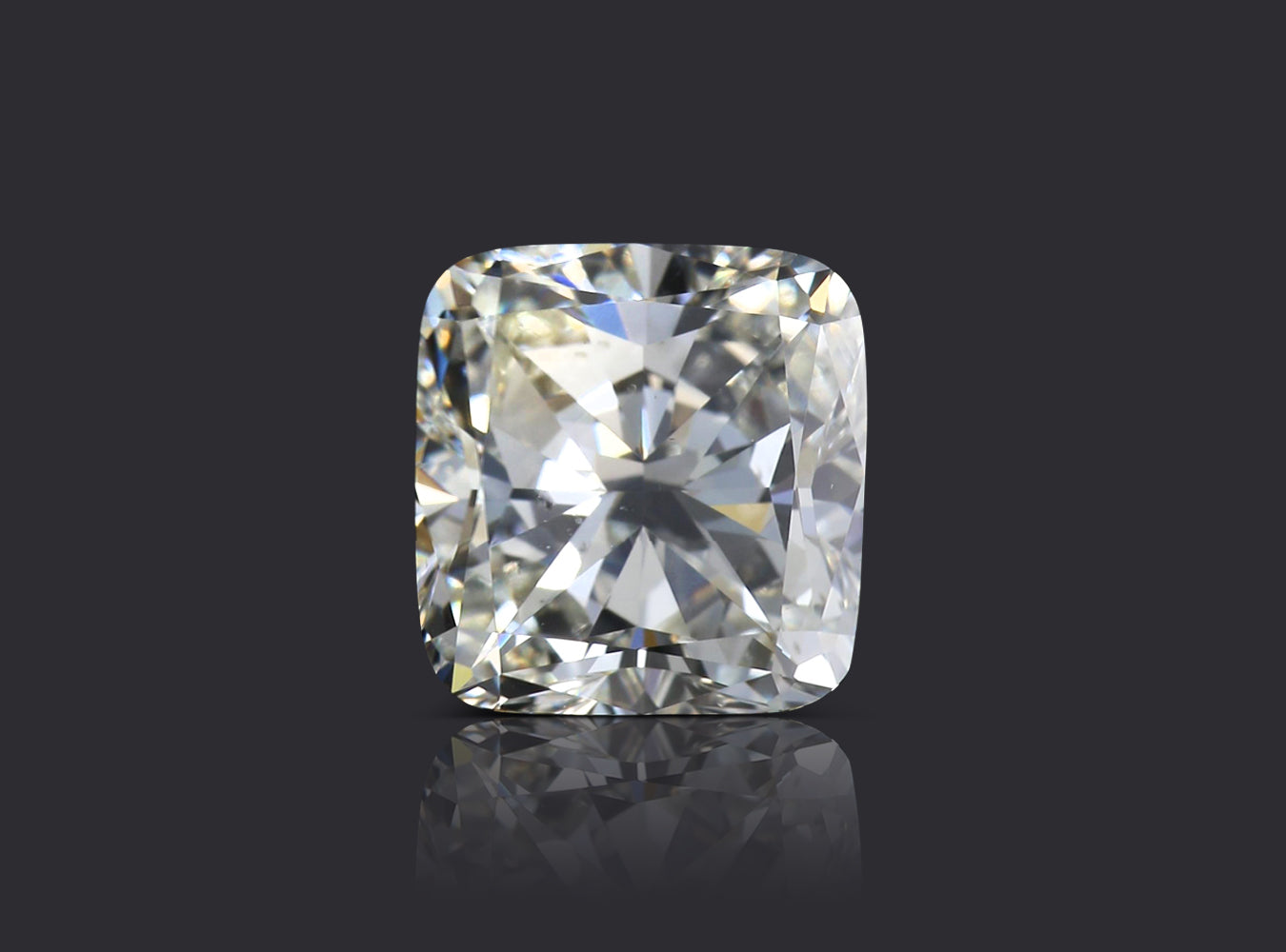 3.19 ct. Cushion Diamond J VS2 None GIA