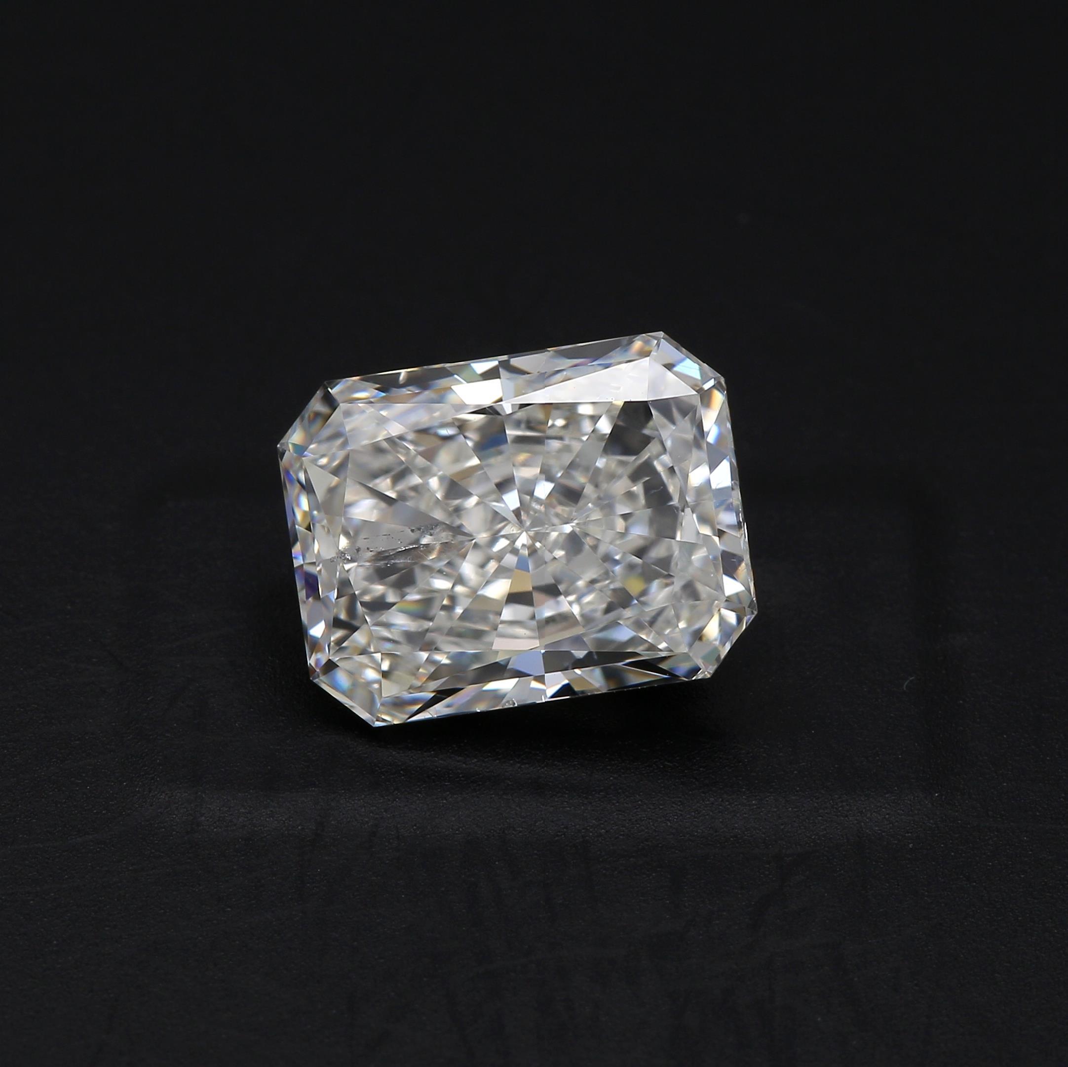 3.08 ct. Radiant Diamond H SI2 None GIA