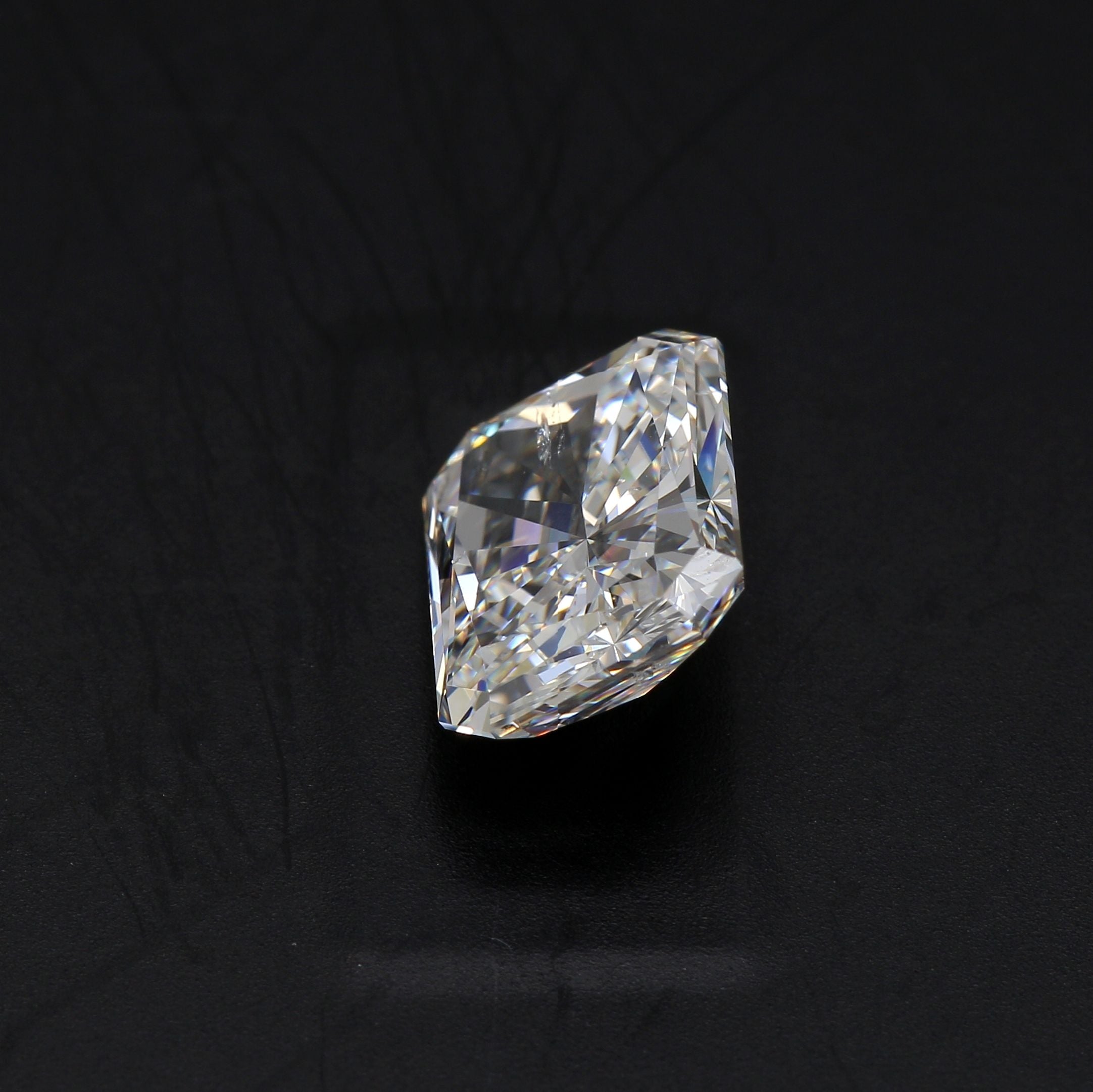 3.08 ct. Radiant Diamond H SI2 None GIA