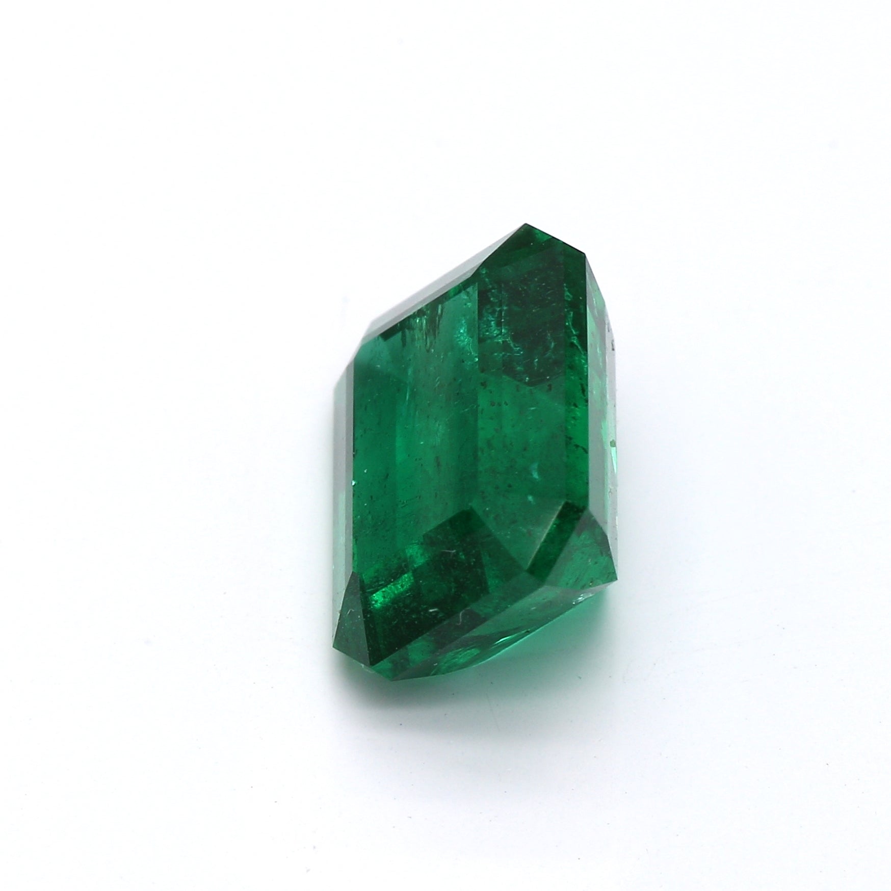 3.37 ct. Emerald GRS Minor