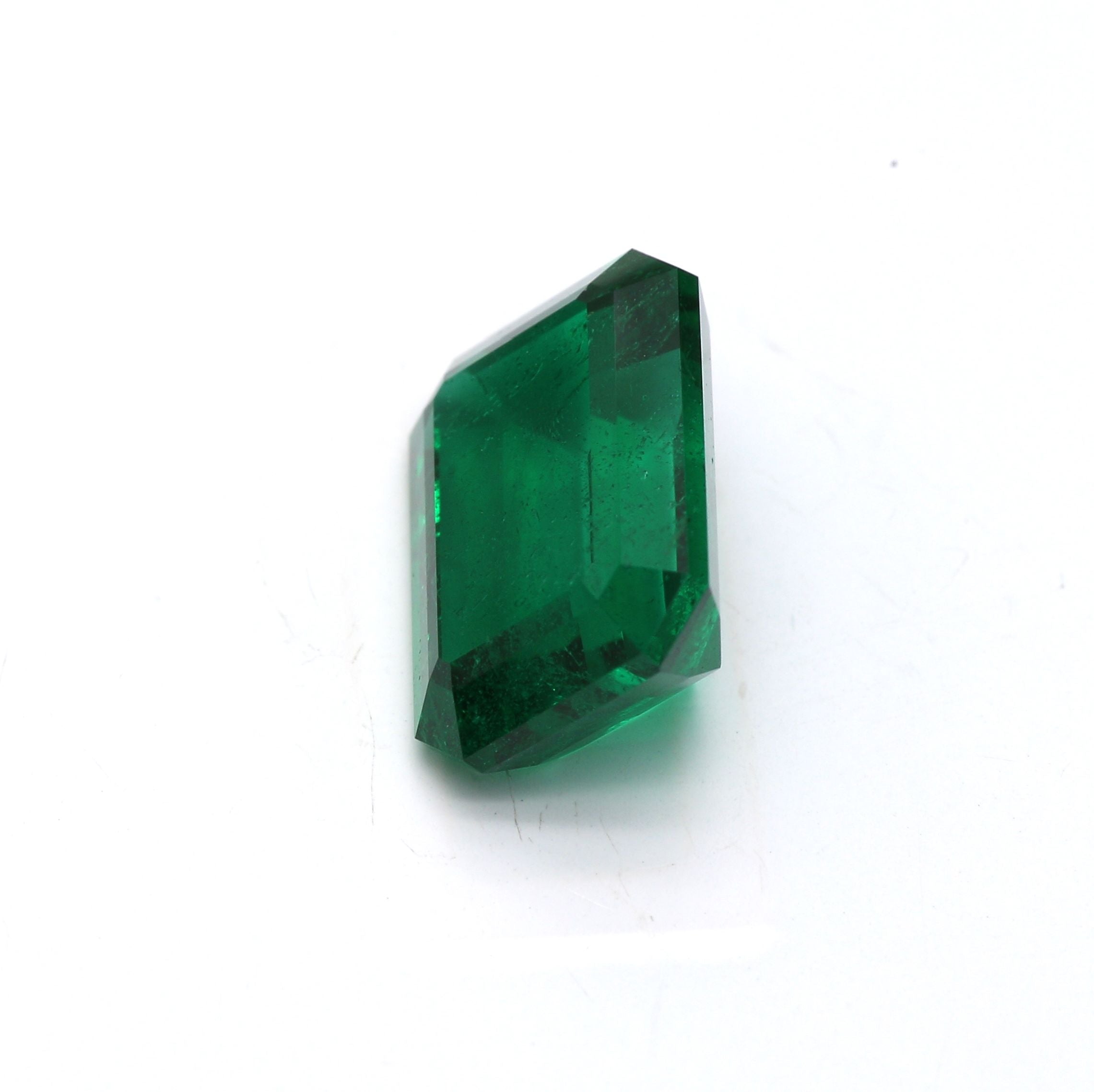 3.47 ct. Emerald GRS Insignificant