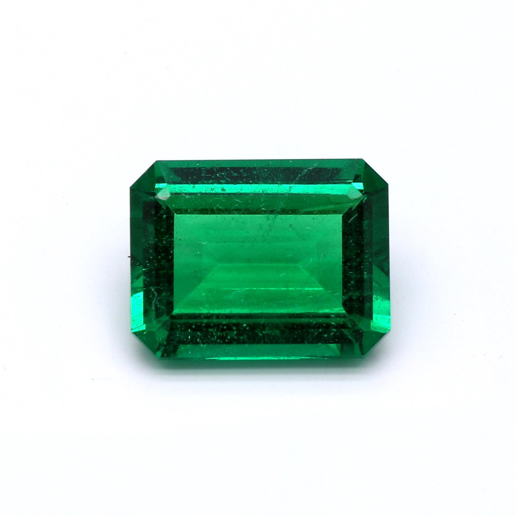 2.63 ct. Emerald AGL Minor