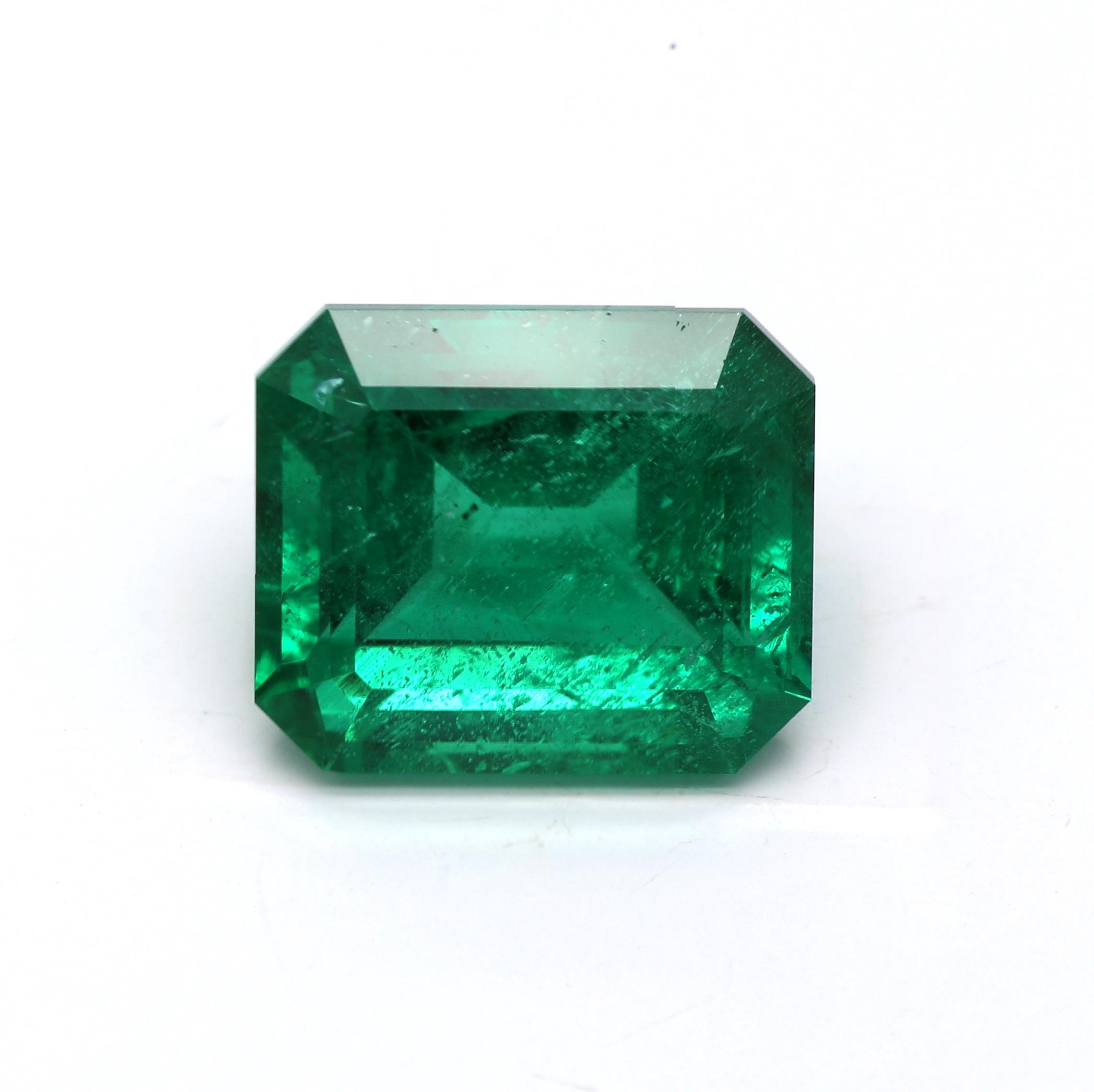 6.14 ct. Emerald GRS Minor