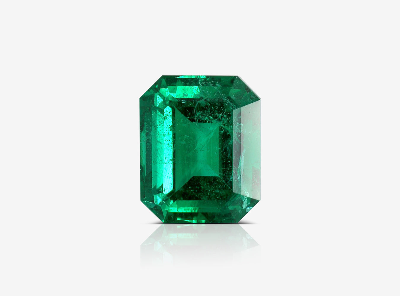 5.10 ct. Emerald AGL Minor