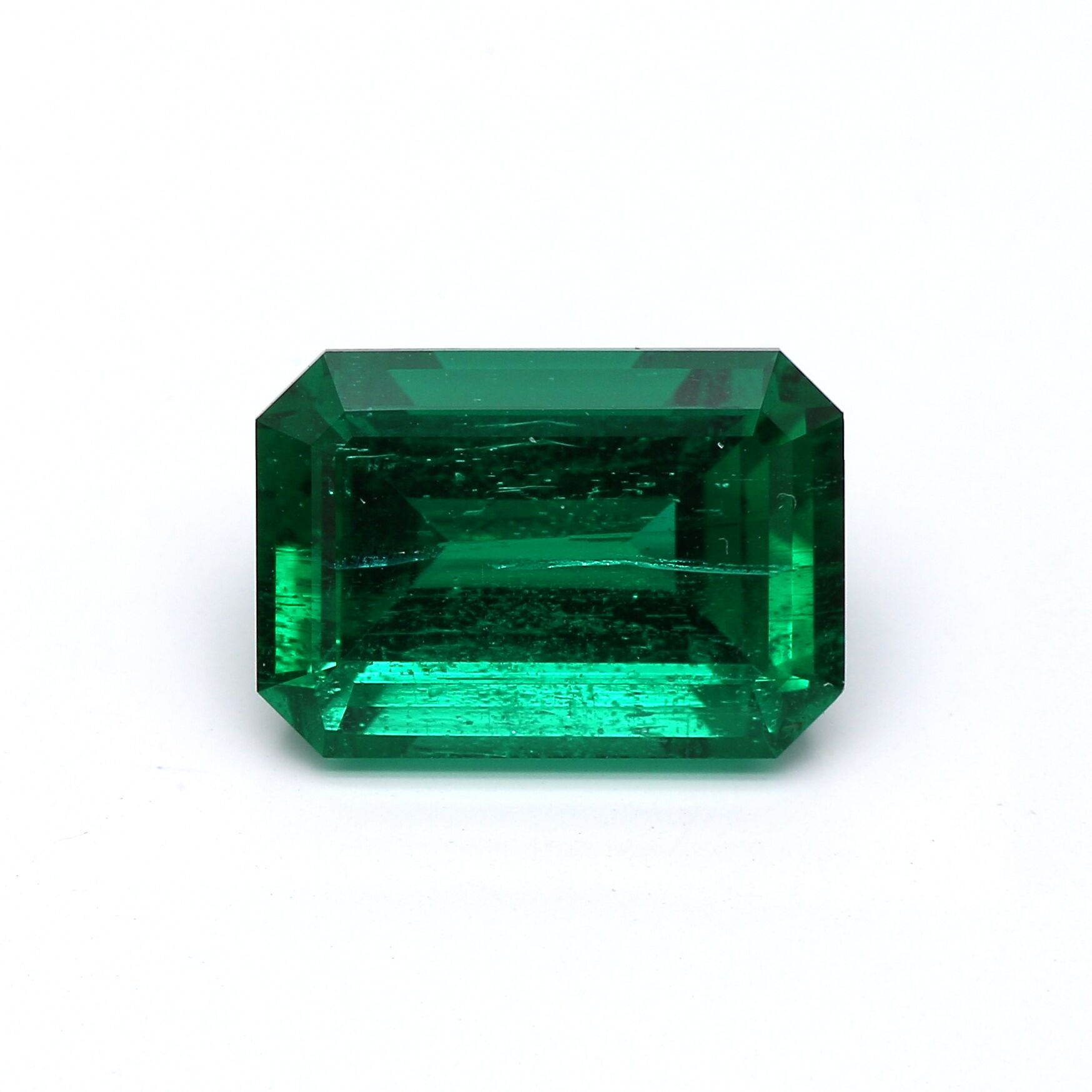 3.06 ct. Emerald AGL Minor