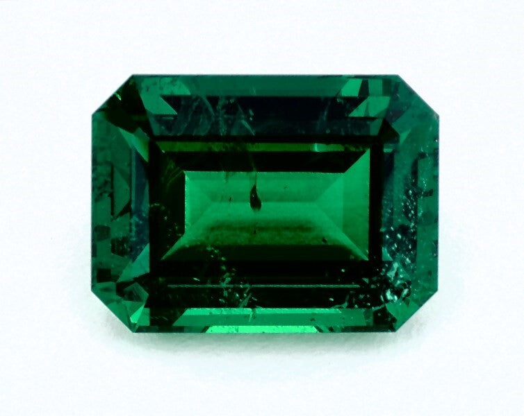 5.77 ct. Emerald GRS Minor