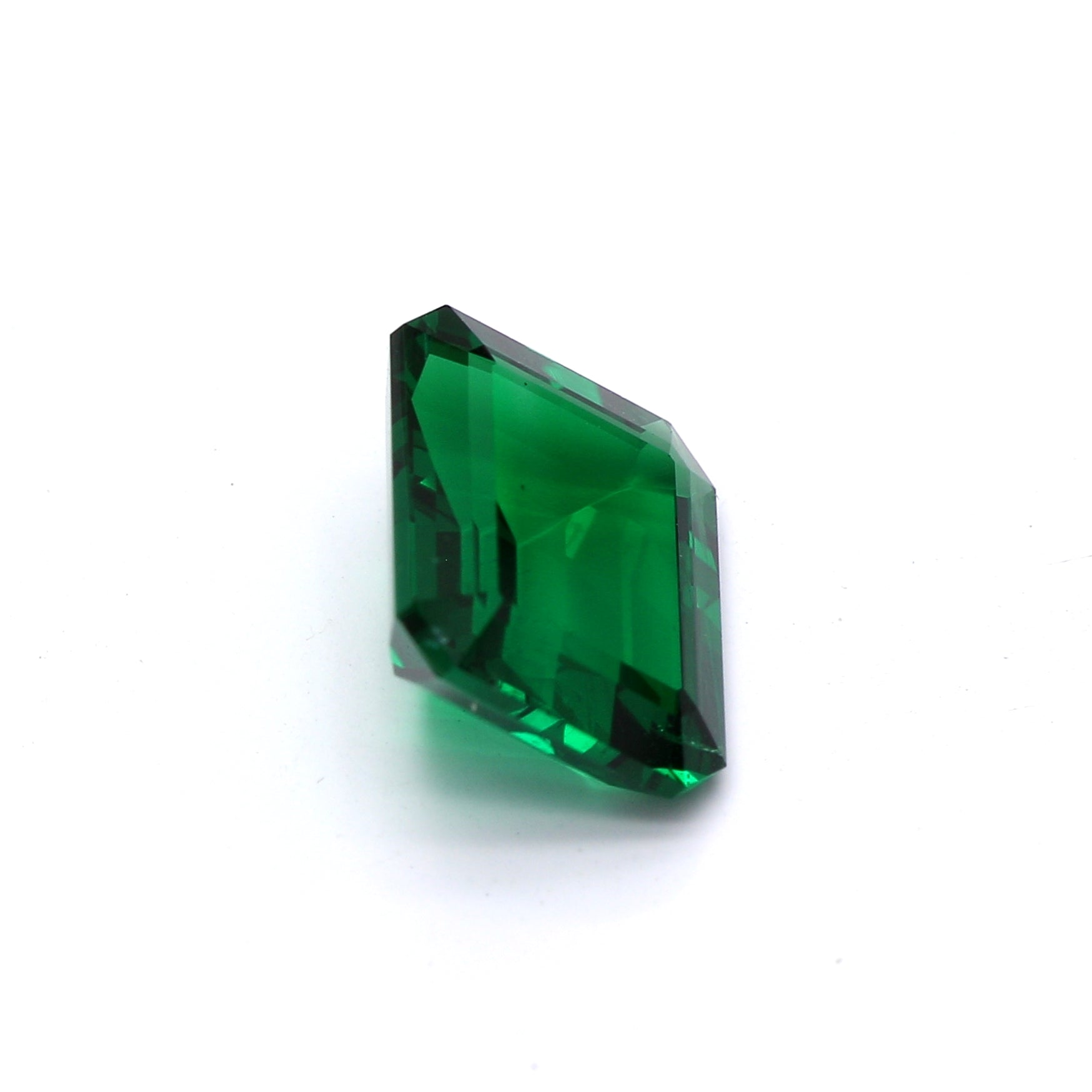 2.13 ct. Emerald AGL Insignificant to Minor