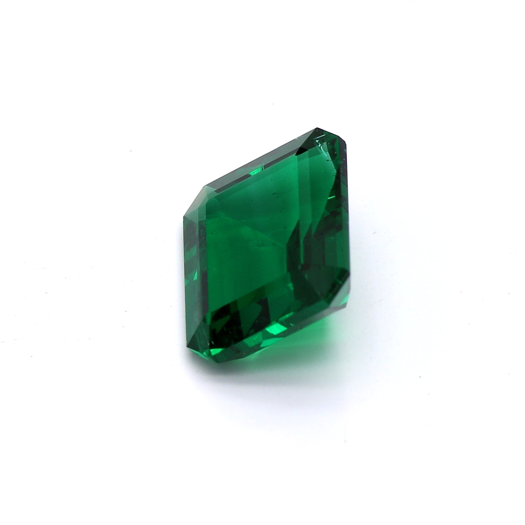 2.13 ct. Emerald AGL Insignificant to Minor