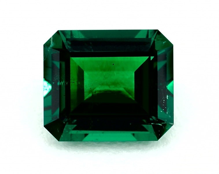 2.13 ct. Emerald AGL Insignificant to Minor