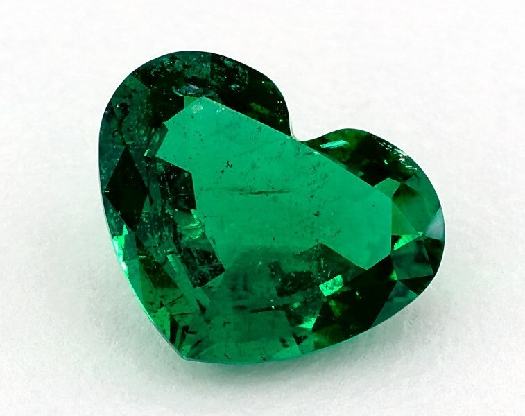 2.68 ct. Heart Shape Emerald AGL Insignificant to Minor