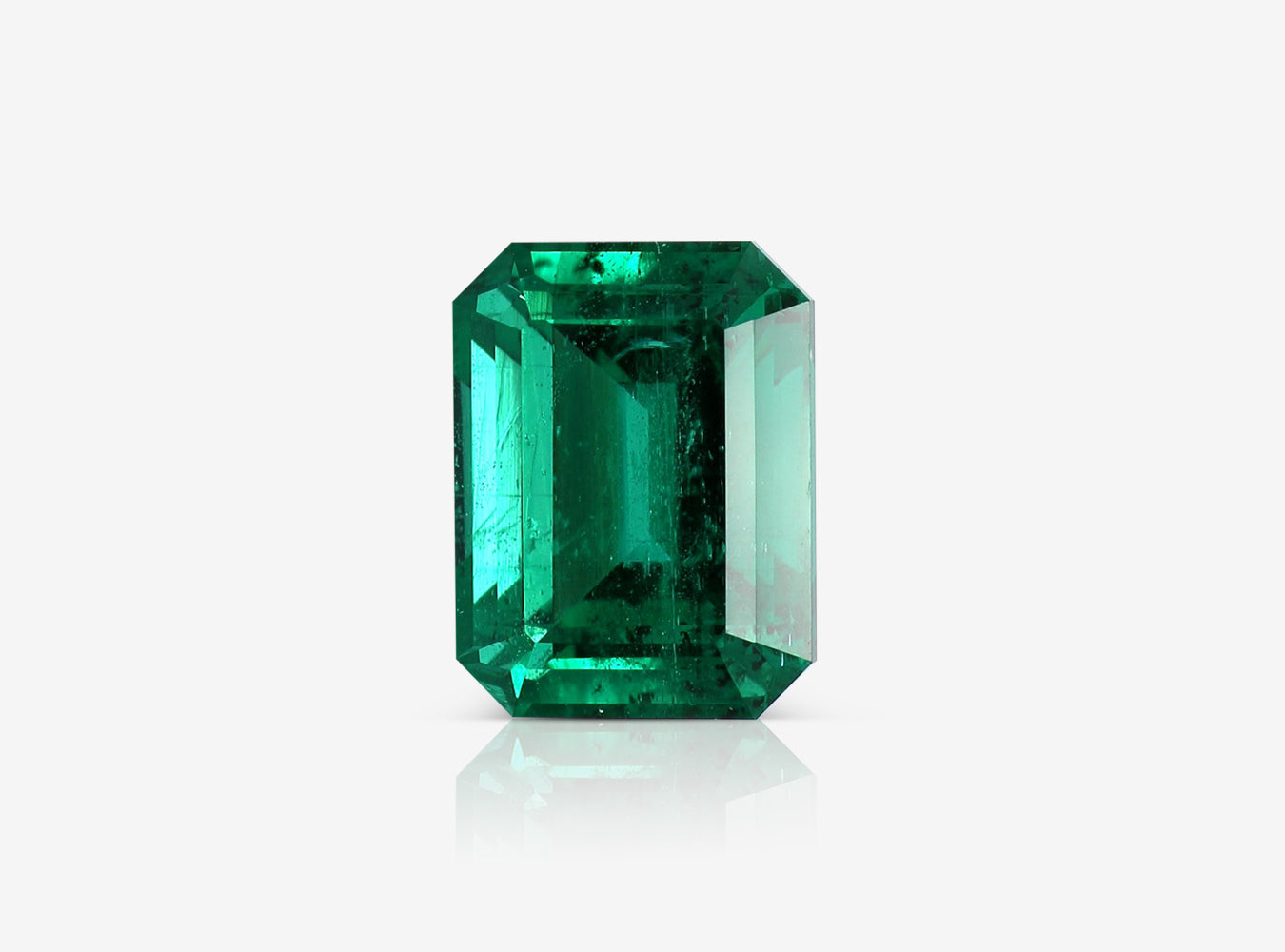 4.04 ct. Emerald AGL Minor