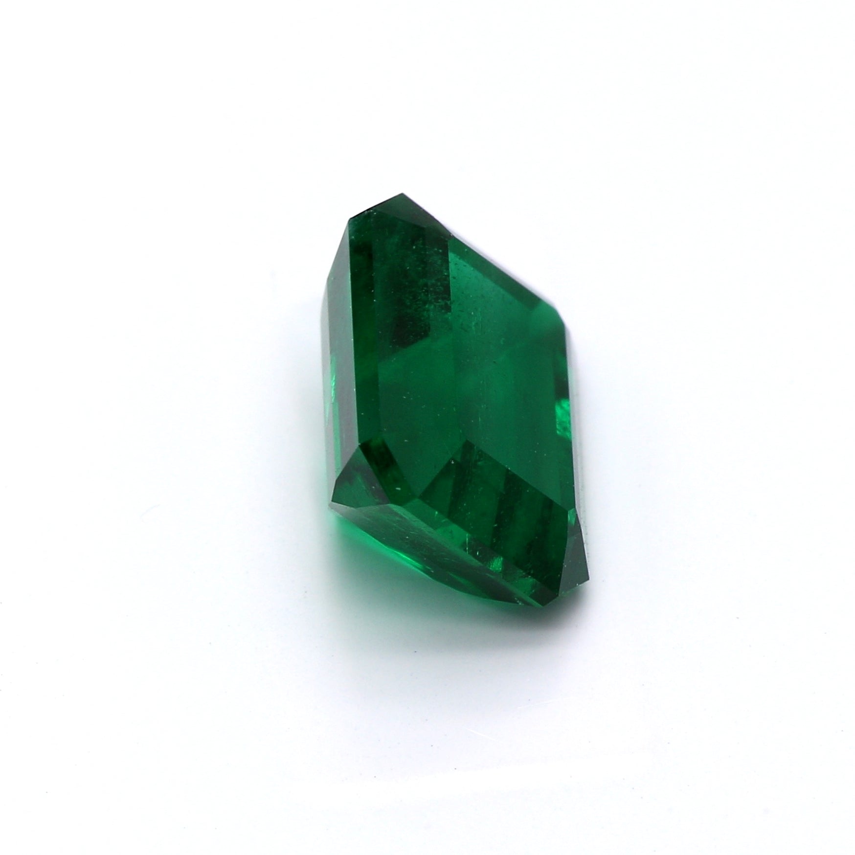 2.69 ct. Emerald GRS Minor