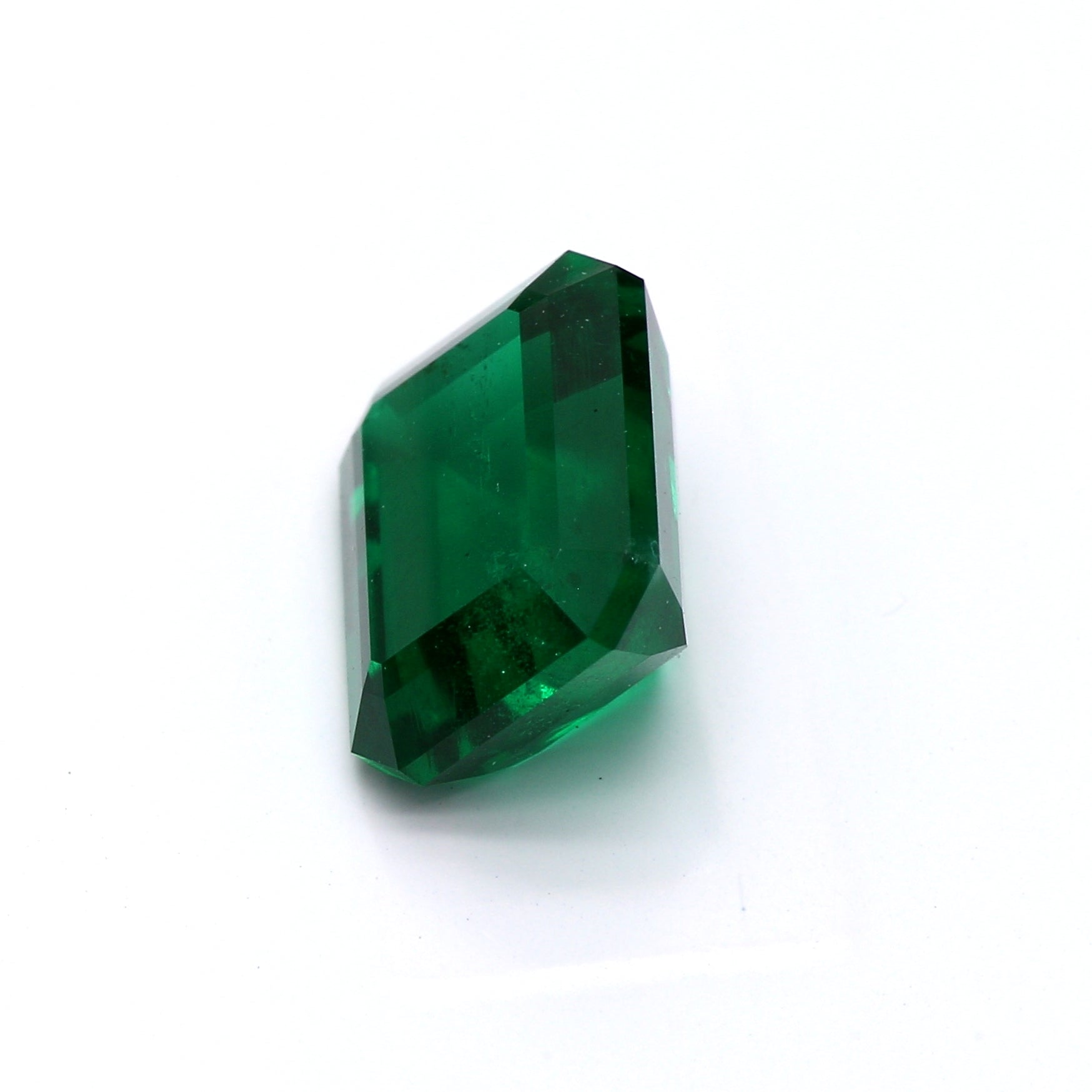 2.69 ct. Emerald GRS Minor