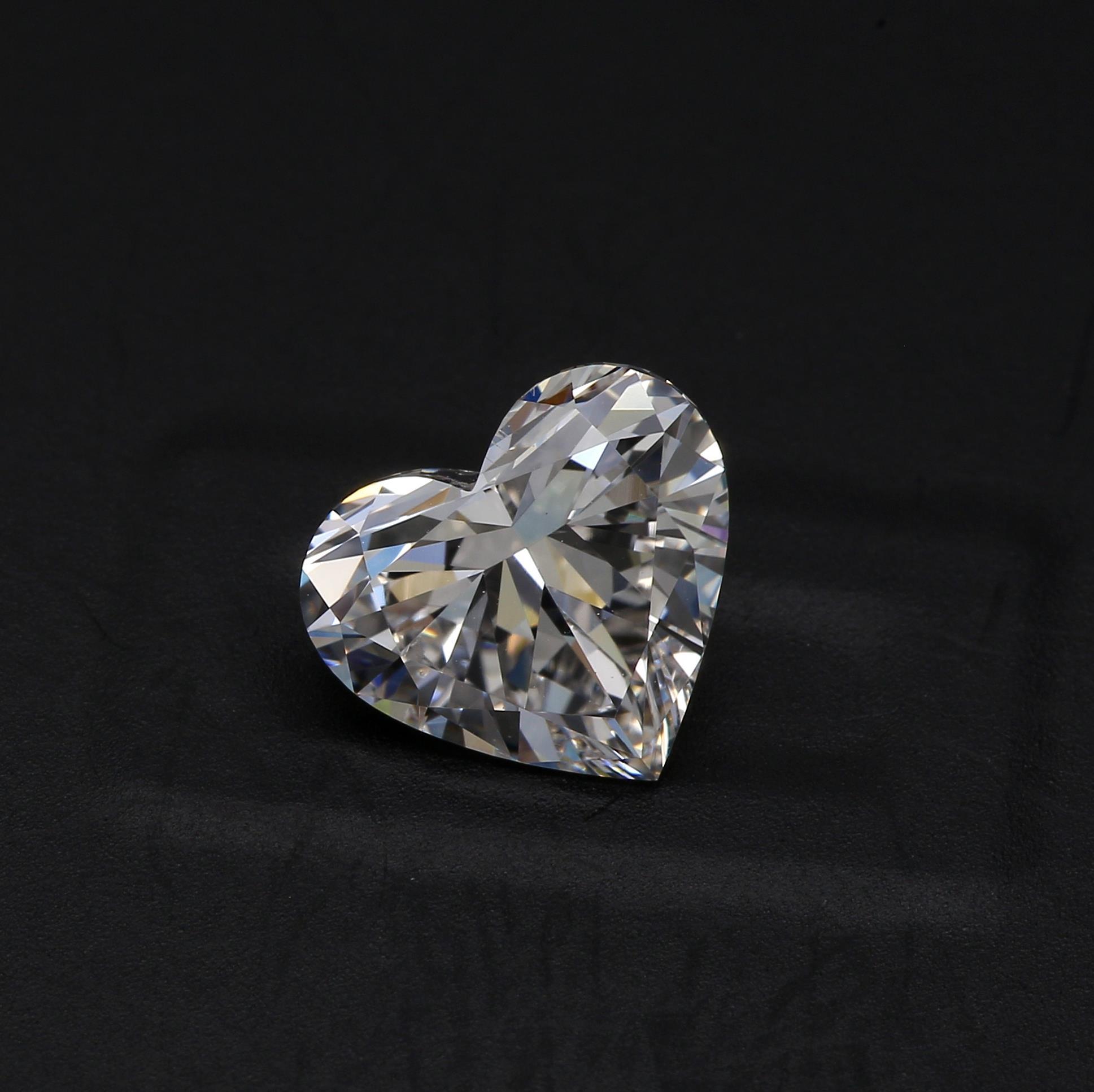 1.72 ct. Heart Shape Diamond G SI1 Faint GIA