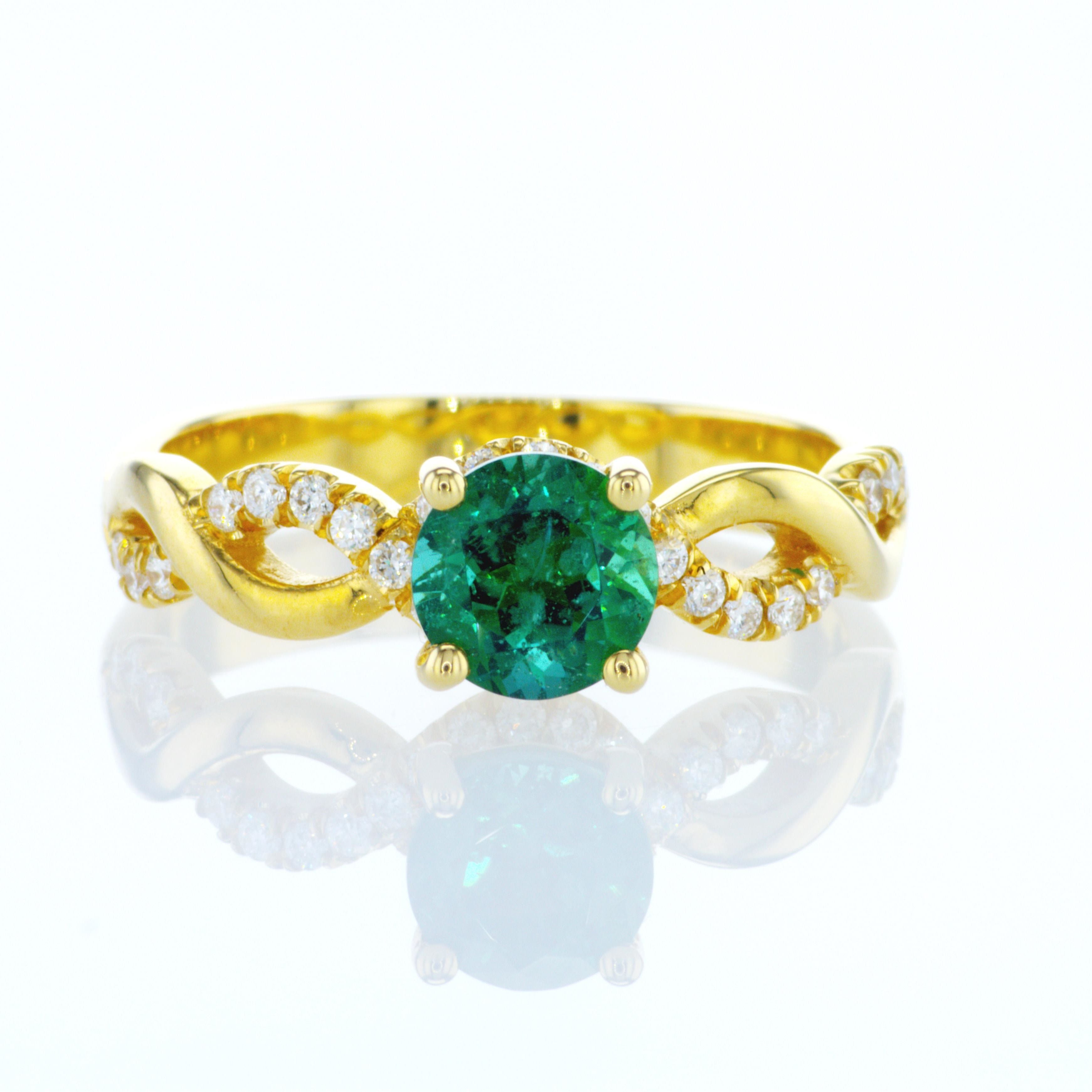 Emerlad Round with Diamonds Ring - 1.64ct TW