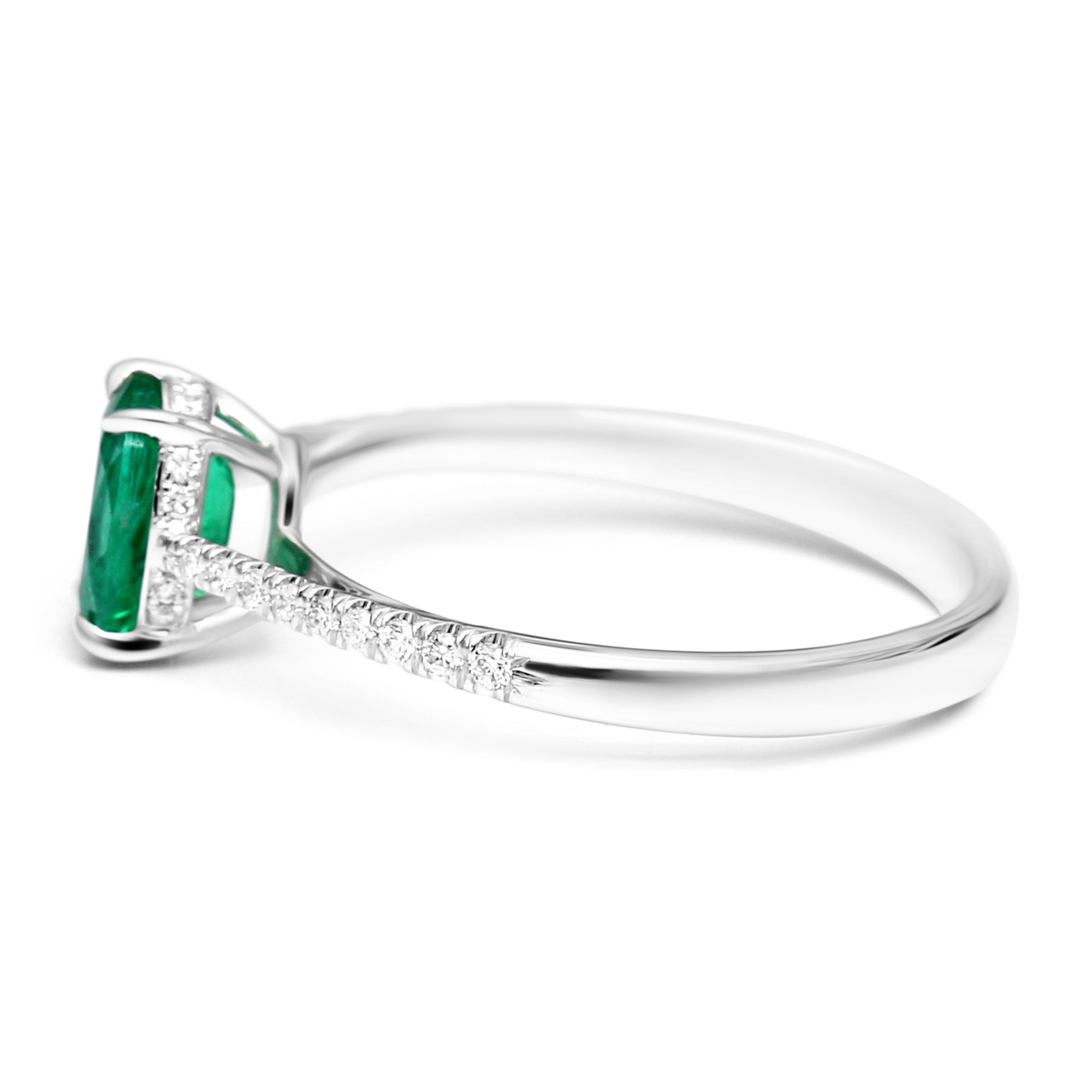 Oval Cut Emerald & Diamonds Ring - 1.03ct TW