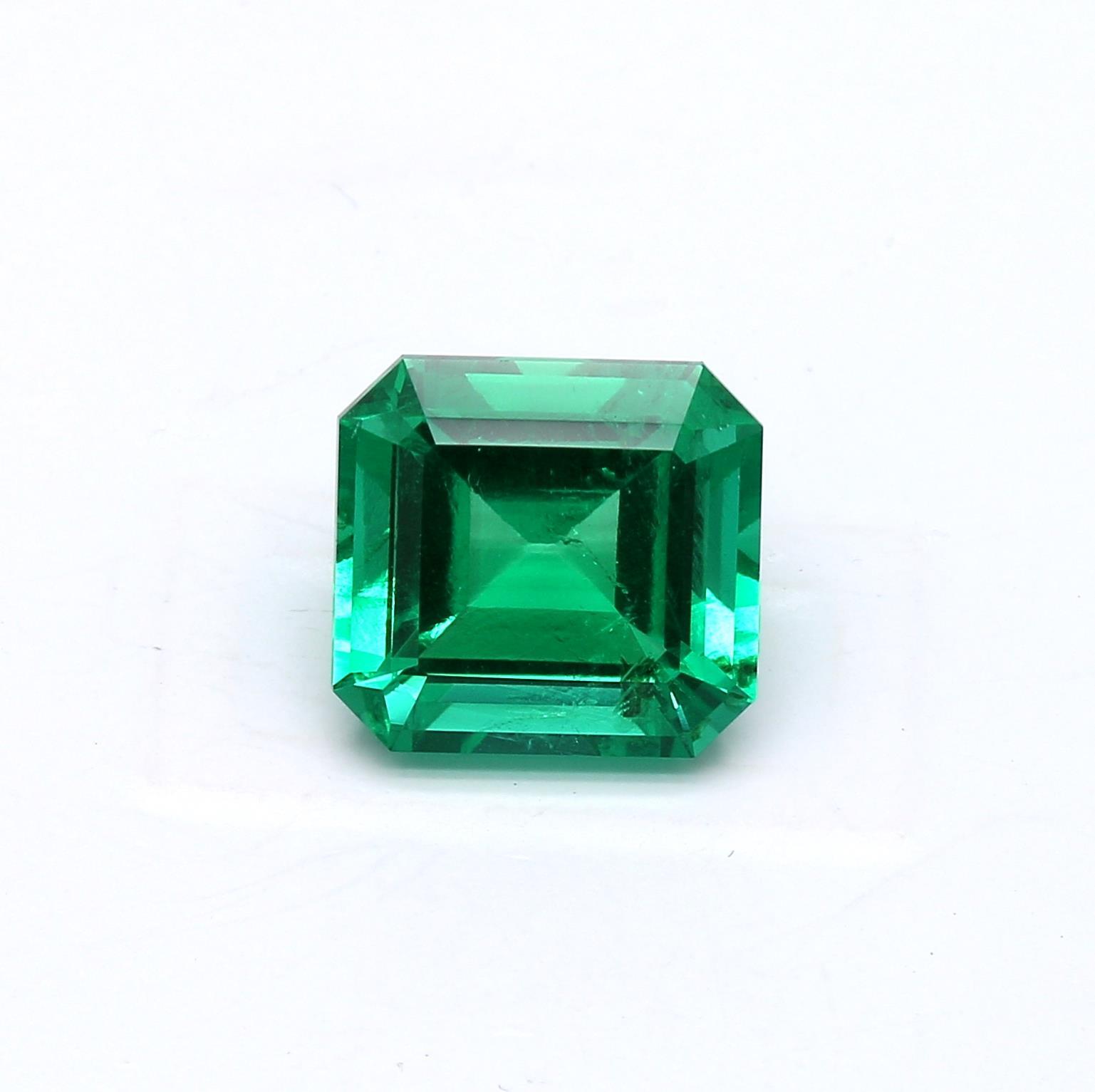 3.23 ct. Emerald GRS Insignificant