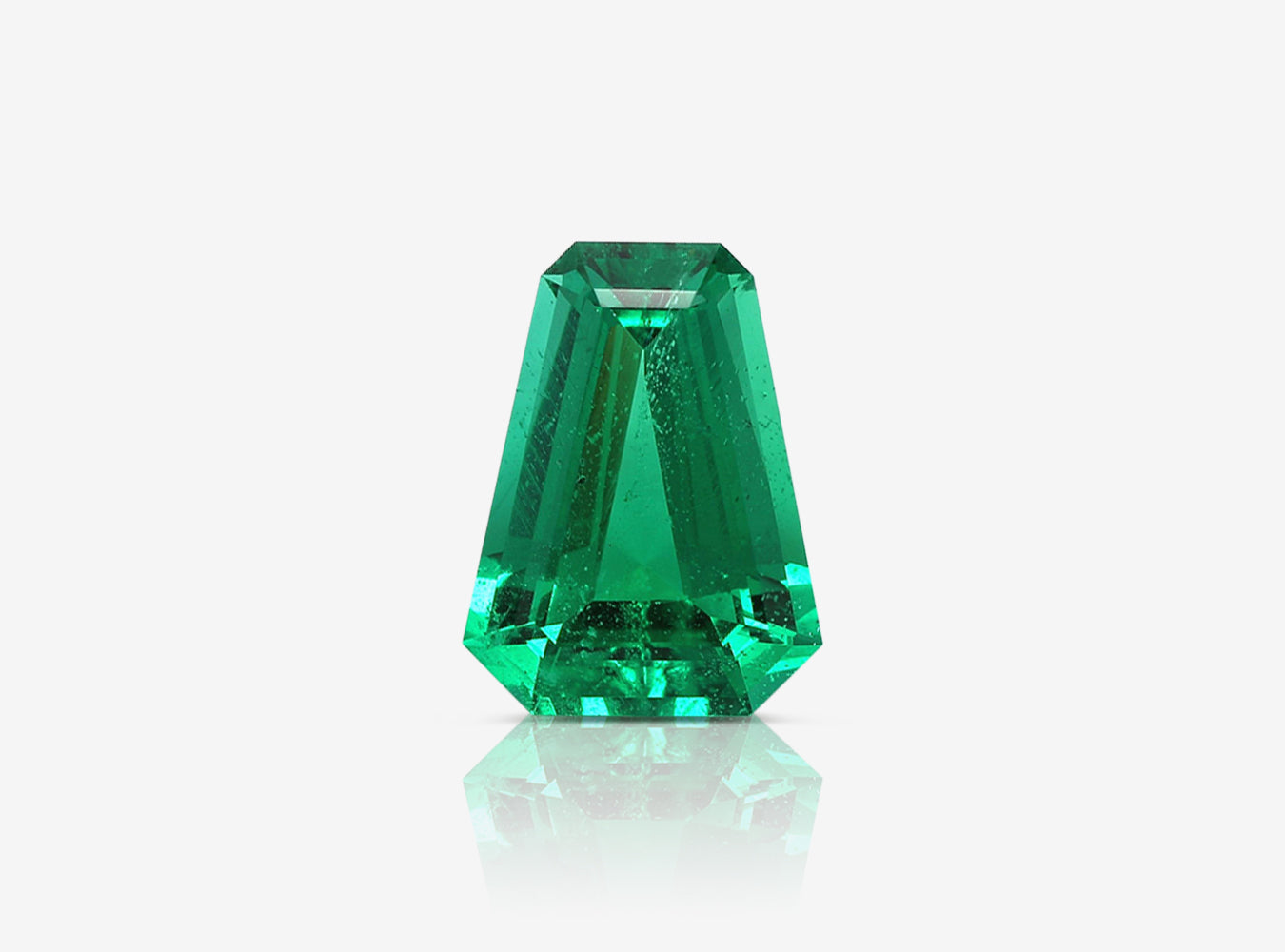 2.68 ct. Emerald AGL Minor