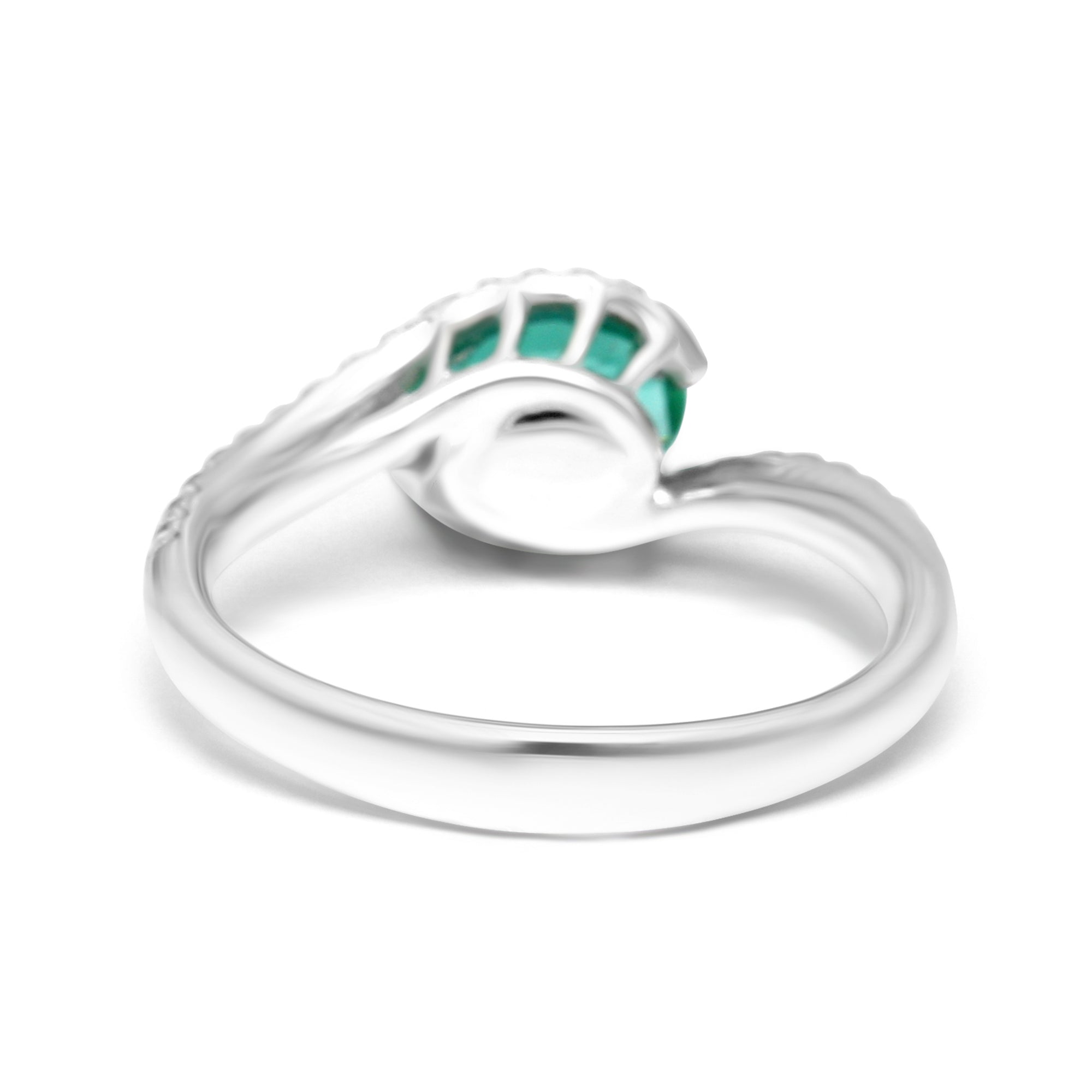 Emerald Oval Twist Ring - 0.99ct TW