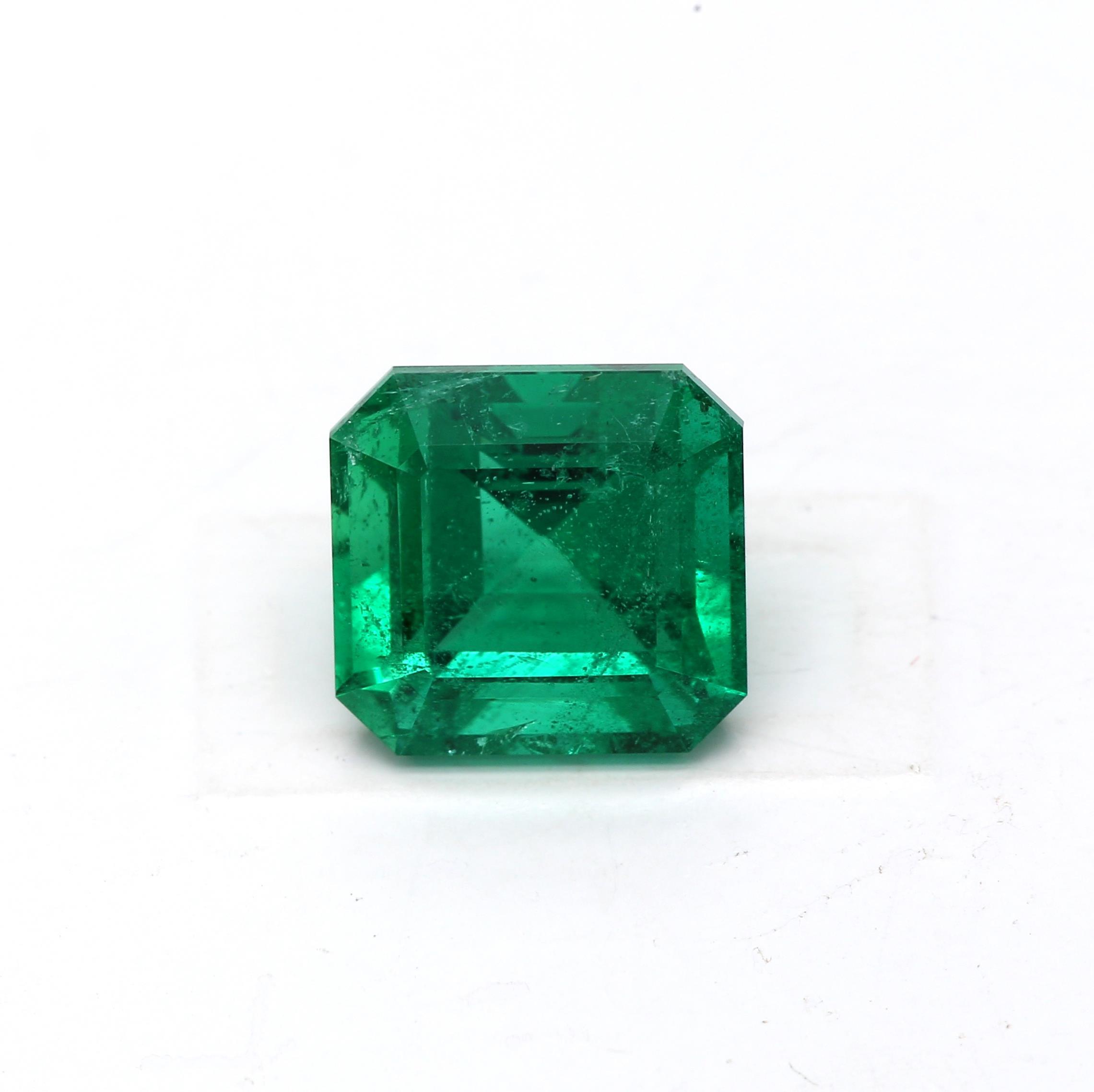 3.83 ct. Emerald AGL None