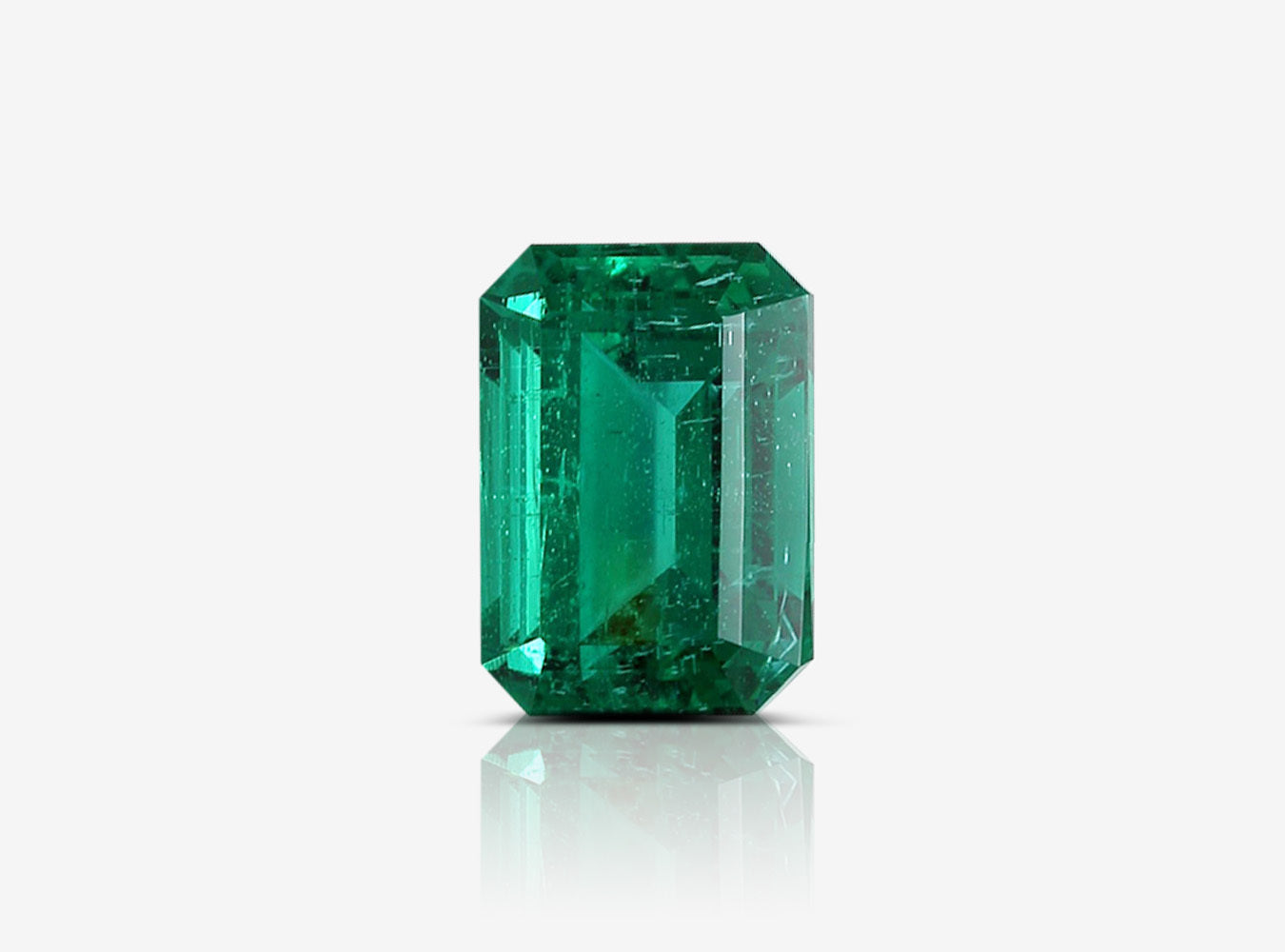 6.32 ct. Emerald AGL Minor