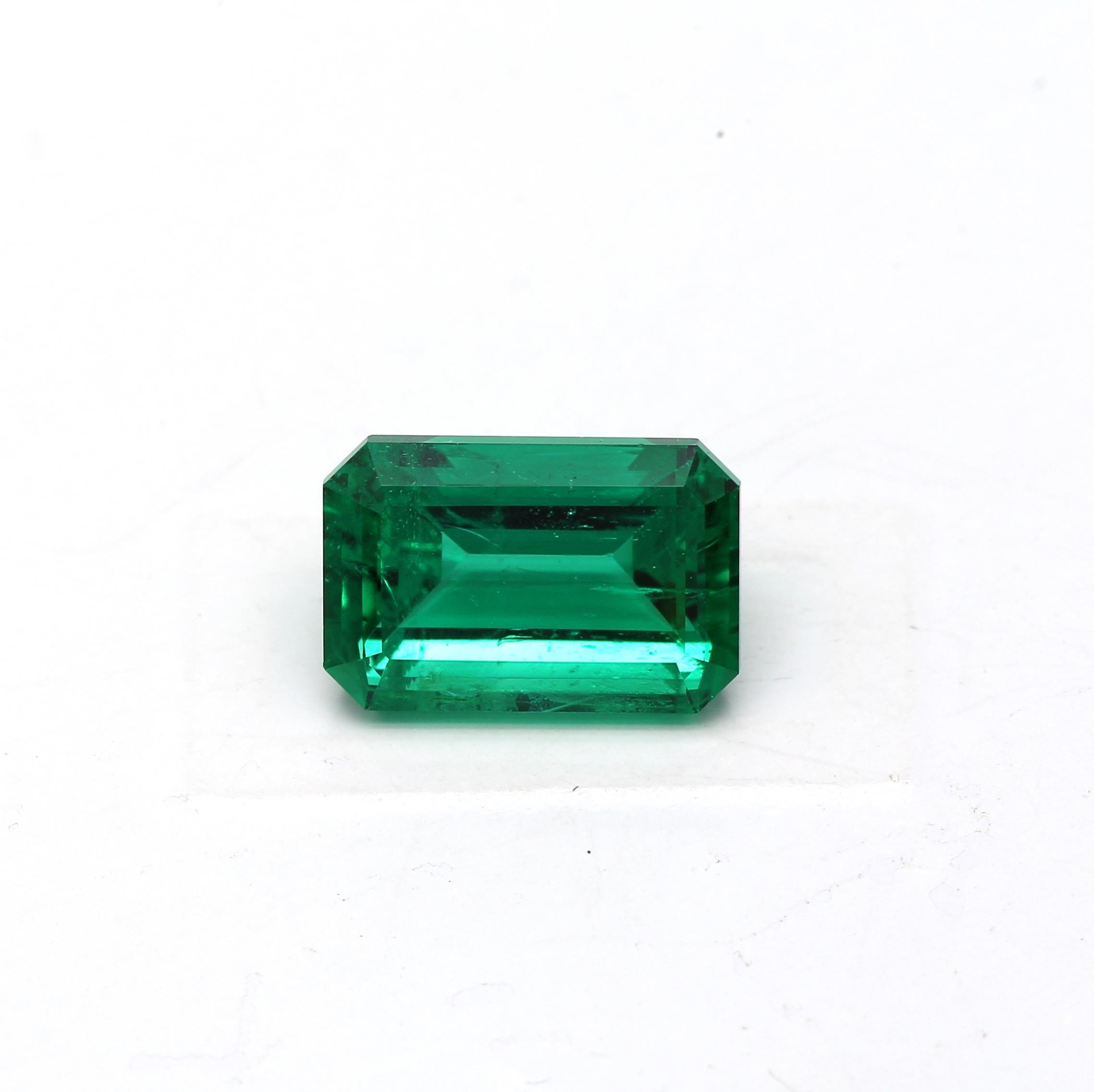 2.32 ct. Emerald GRS Minor