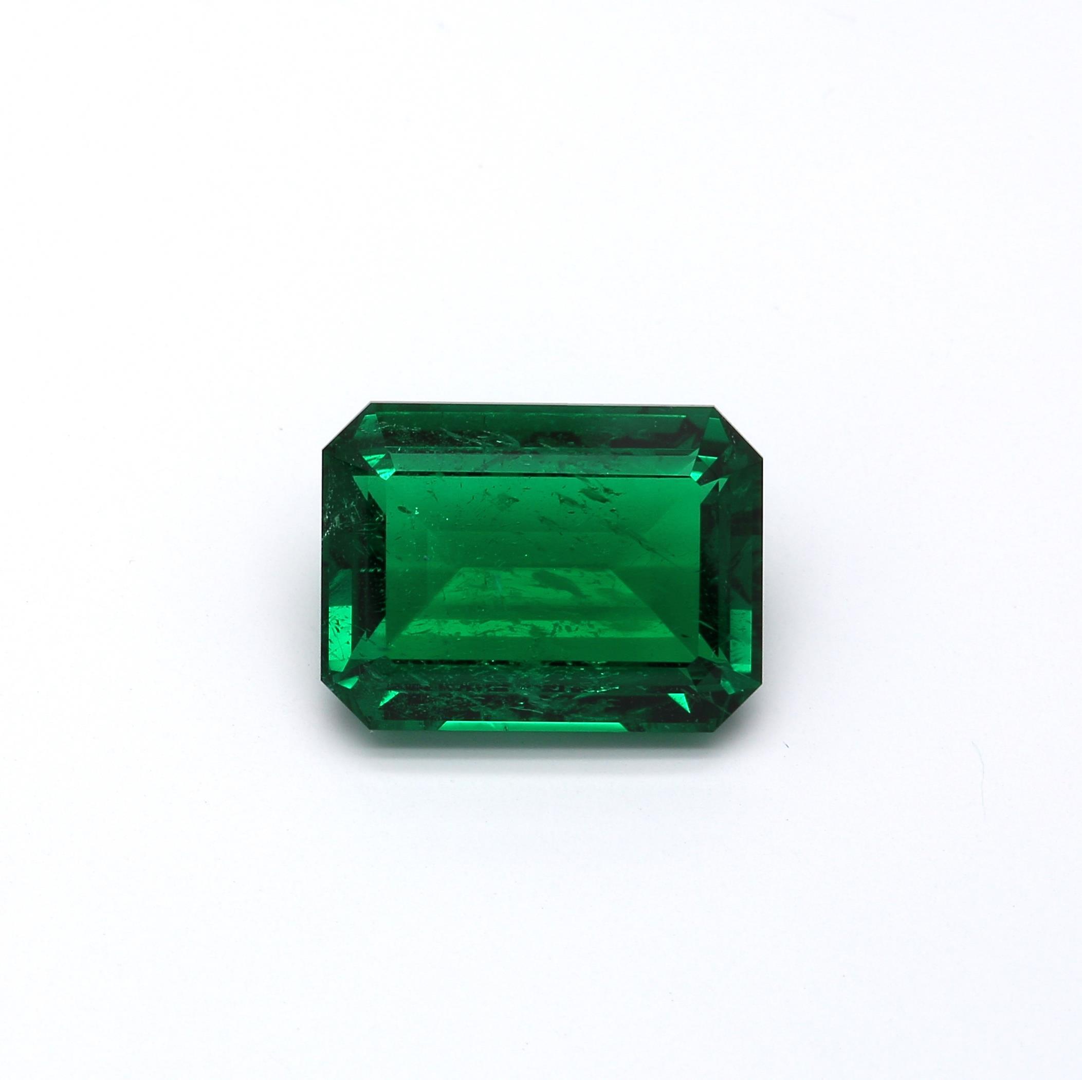 6.29 ct. Emerald AGL No Oil