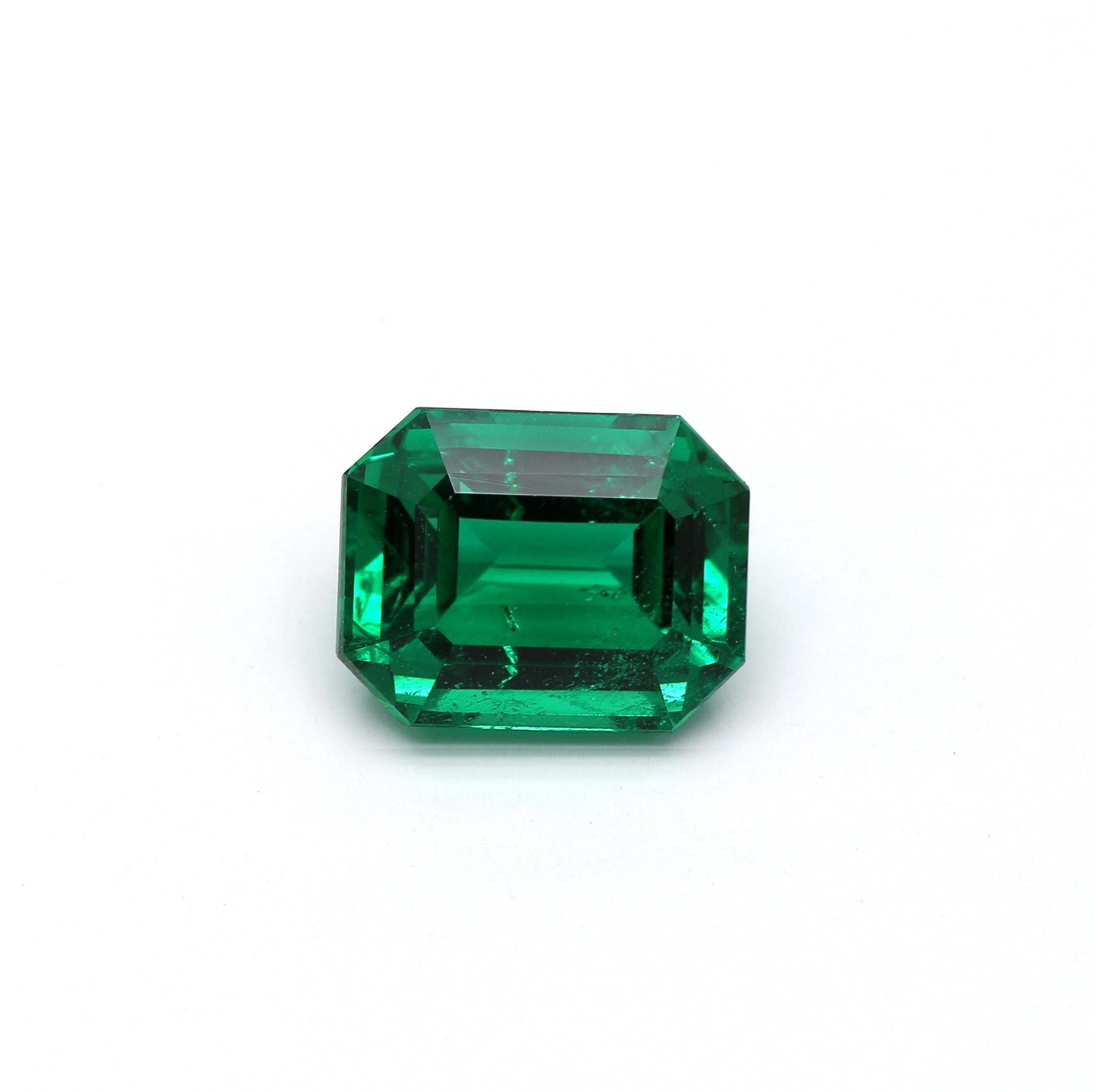 2.20 ct. Emerald AGL Minor