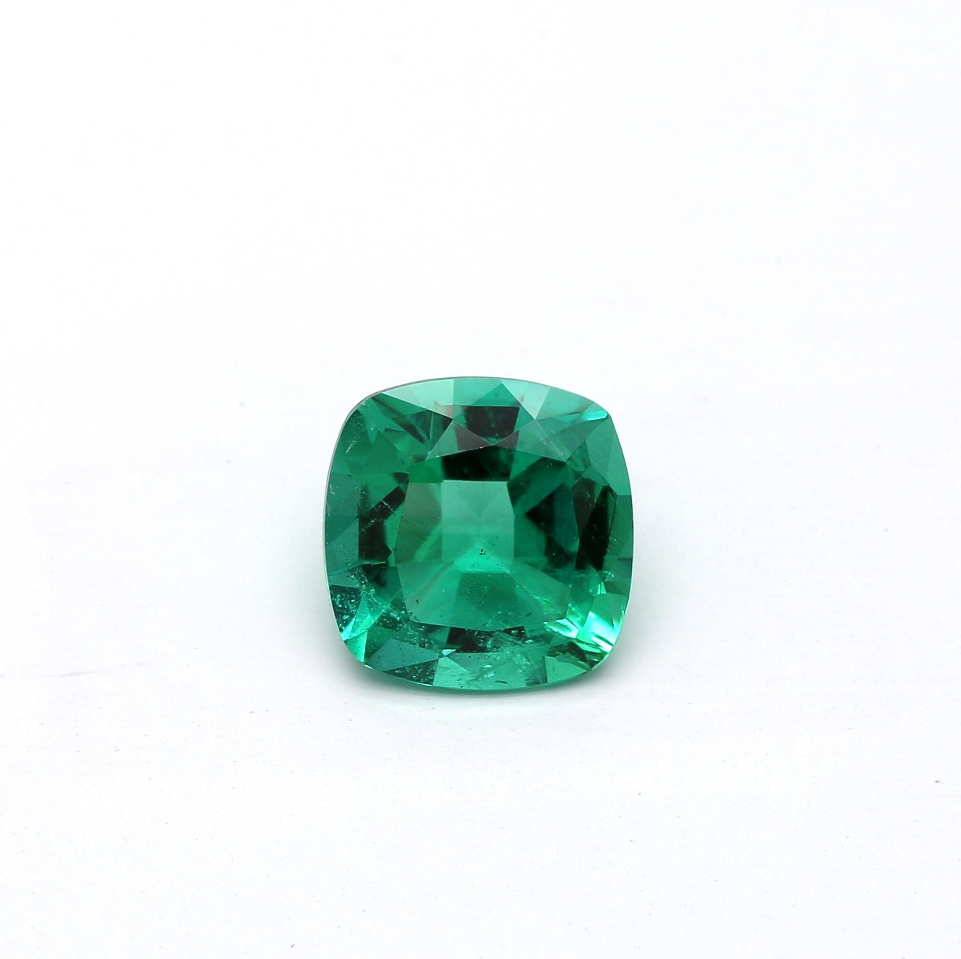 0.94 ct. Cushion Emerald GRS Insignificant