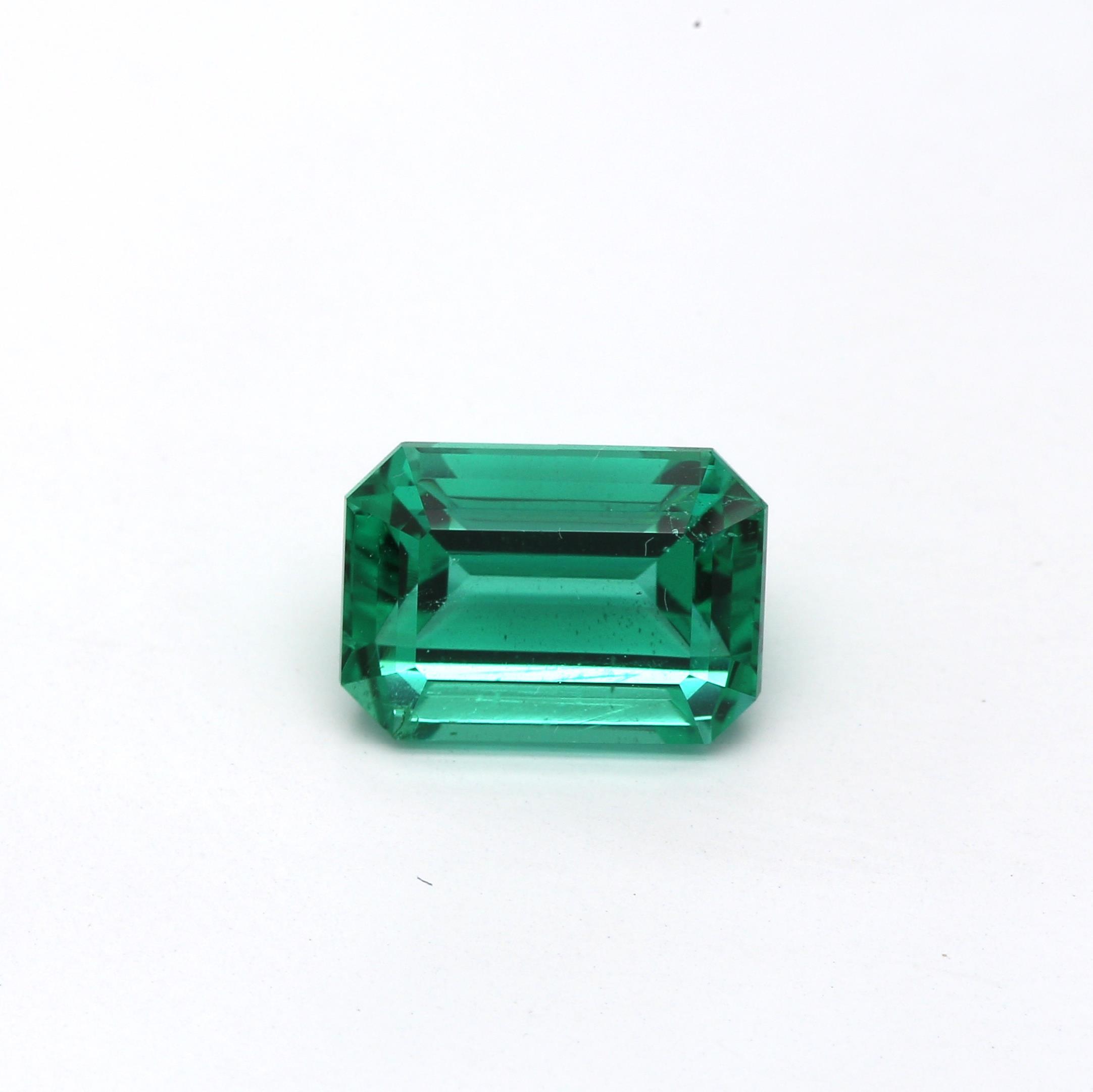 1.73 ct. Emerald GRS Insignificant