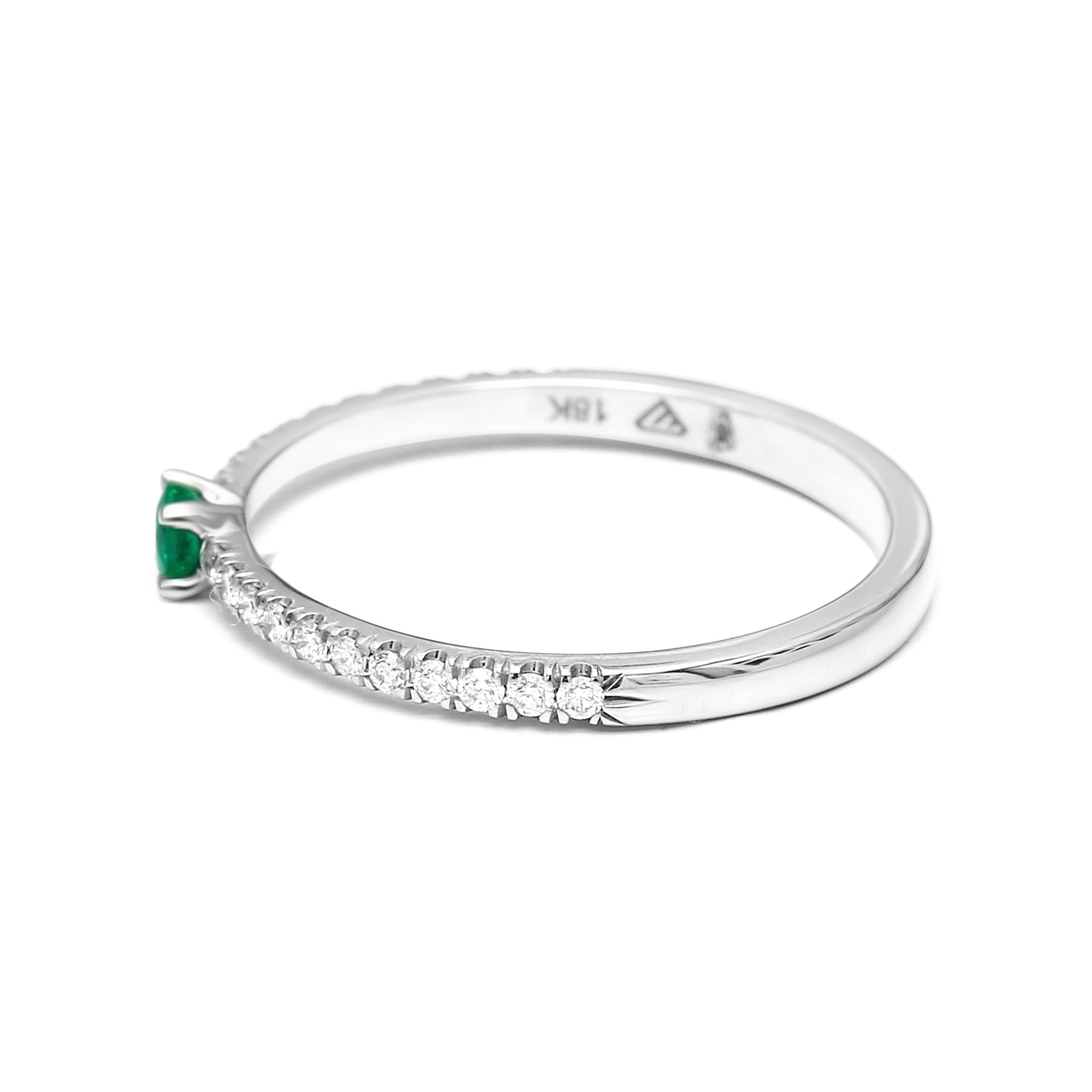 Round Emerald with Diamonds Ring - 0.25ct TW